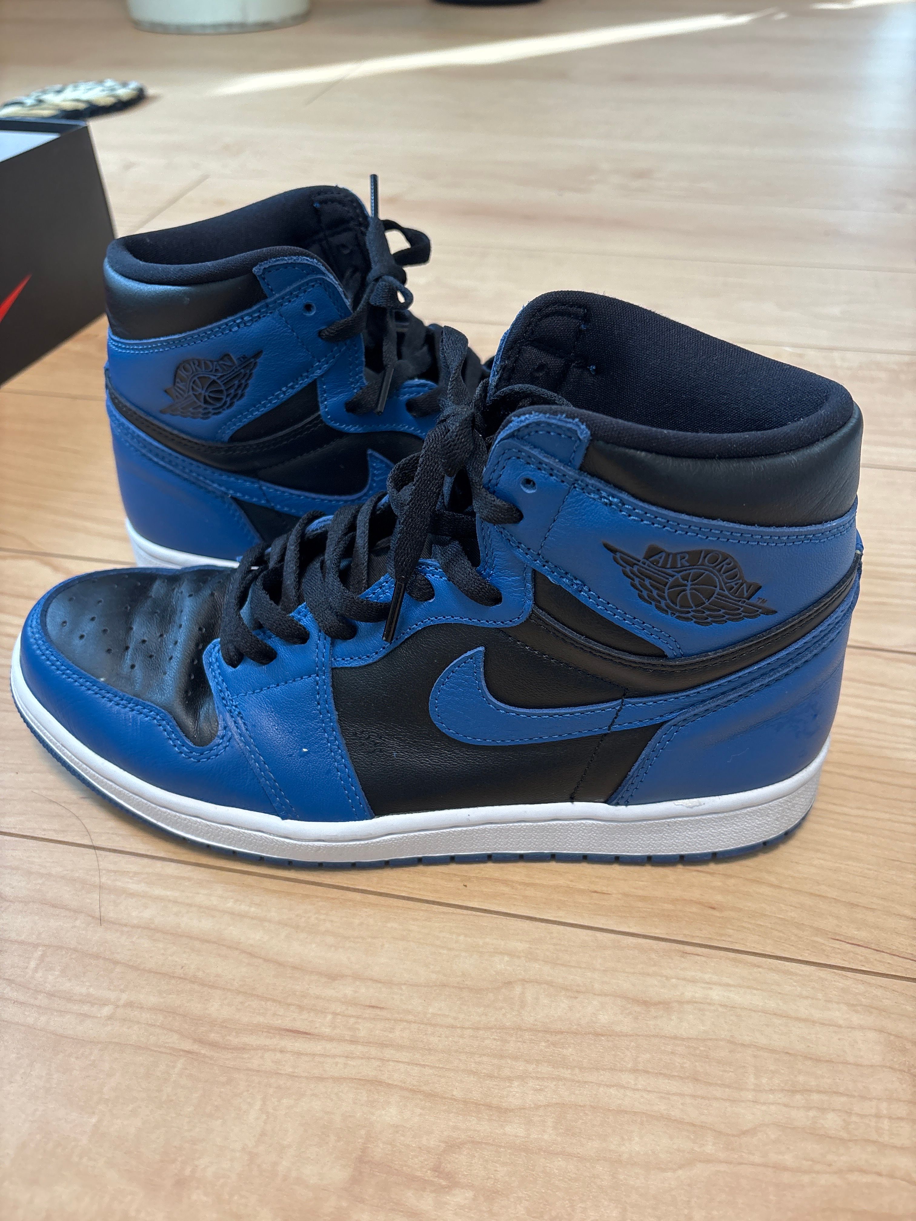 Nike Air Jordan 1 Retro High OG "Dark Marina Blue"