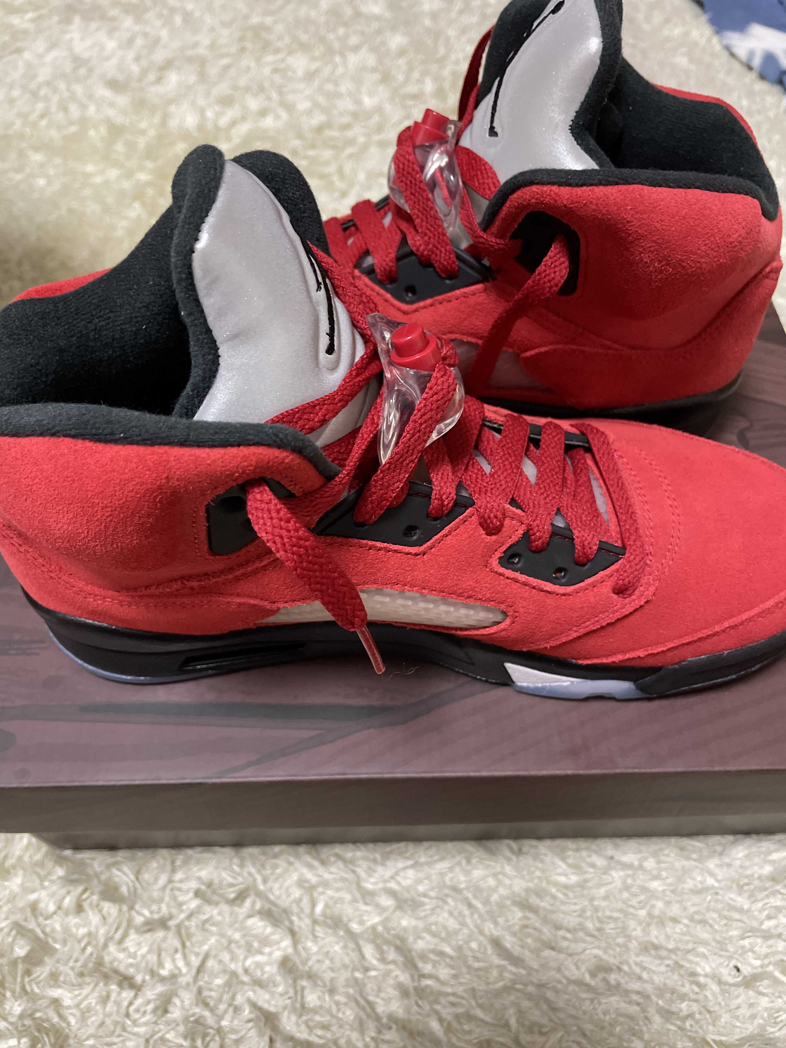 Nike Air Jordan 5 "Toro Bravo"