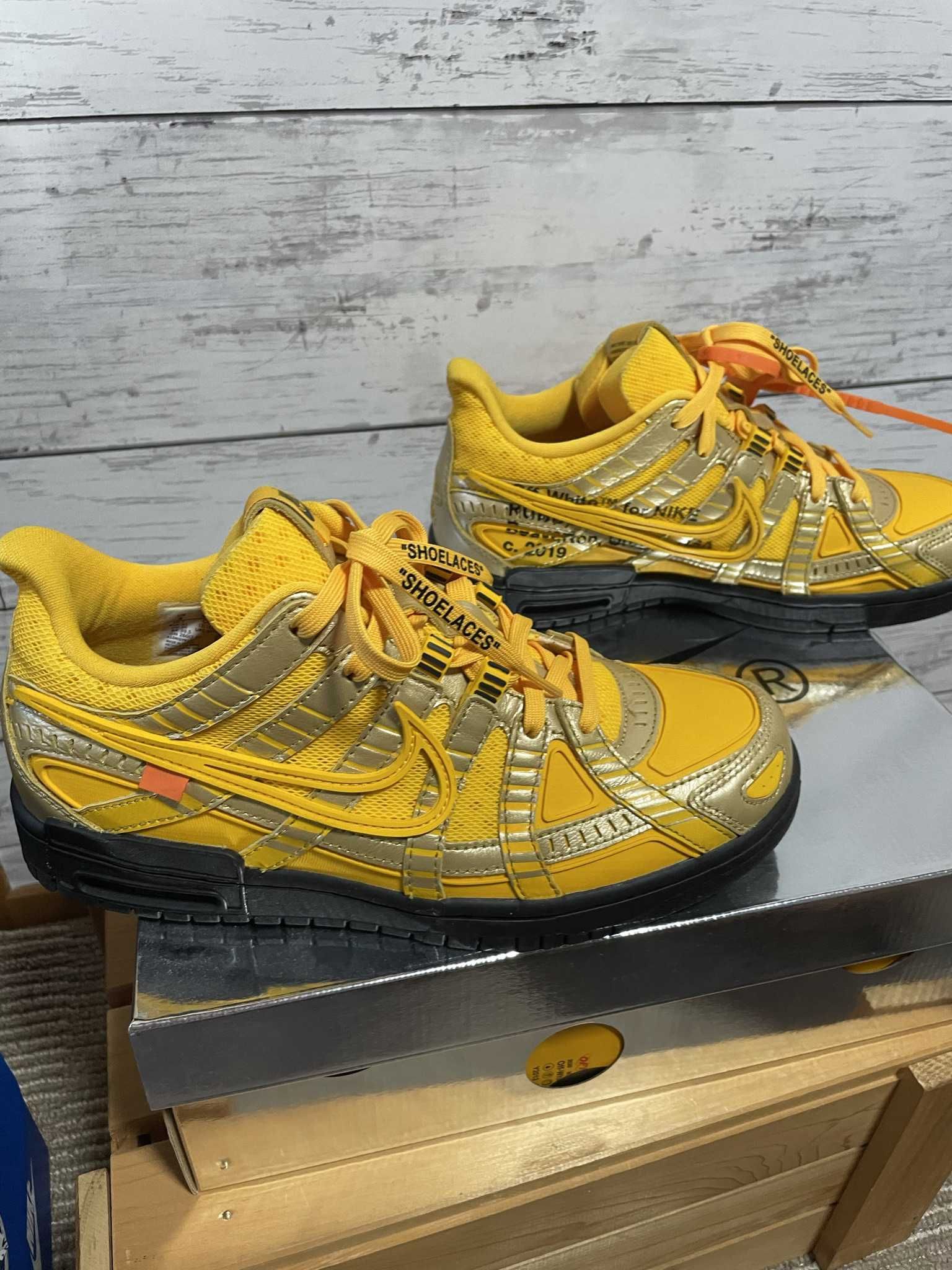Off-White × Nike Air Rubber Dunk "University Gold"