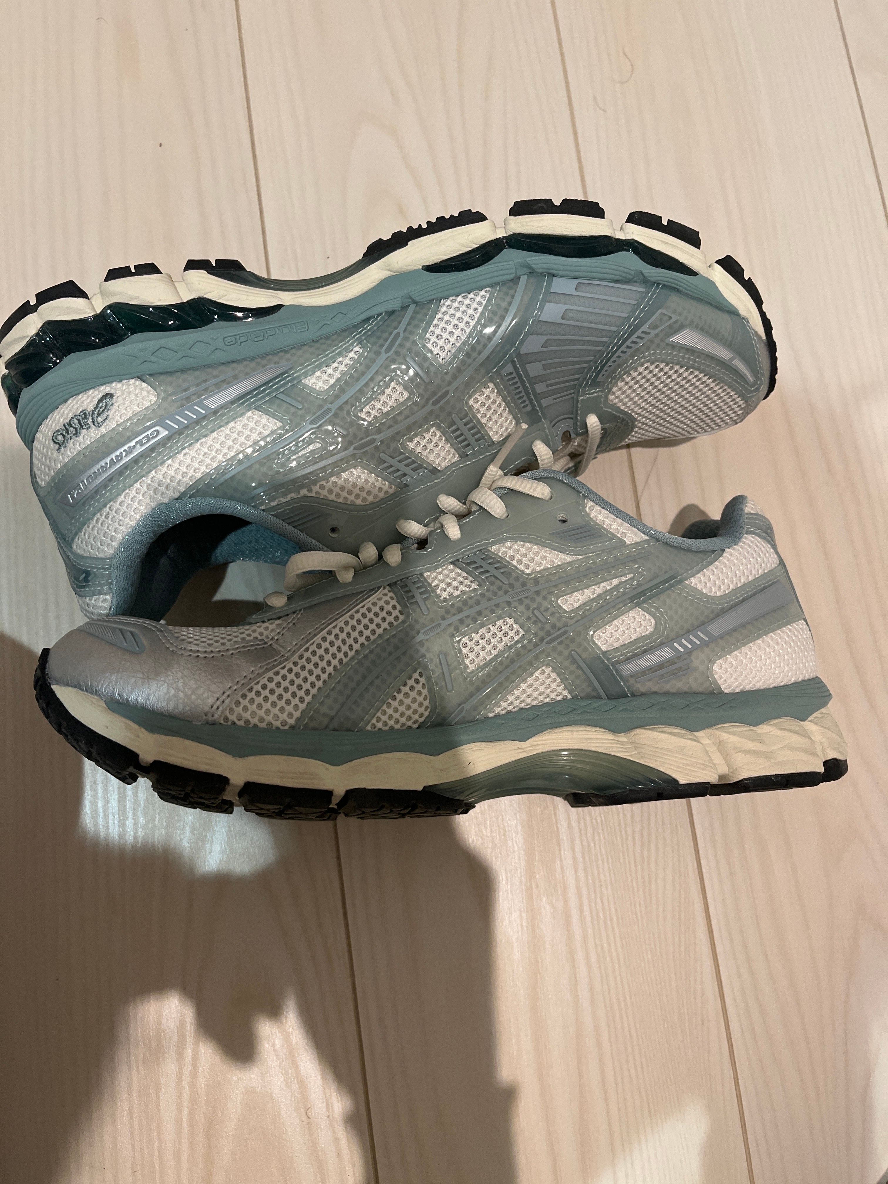 KITH Ronnie Fieg × Asics Gel-Kayano 12.1 "Cream/Sage"