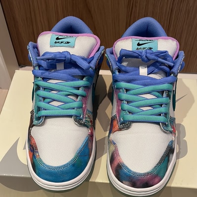 Futura × Nike SB Dunk Low "White and Geode Teal"