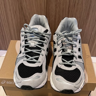 KITH Ronnie Fieg × Asics Gel-Kayano 12.1 "Peat/Cream/Black"