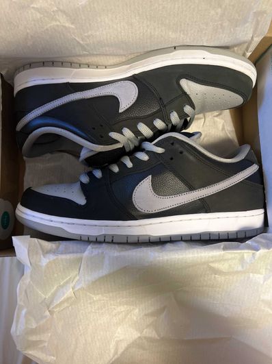 Nike SB Dunk Low "Shadow"