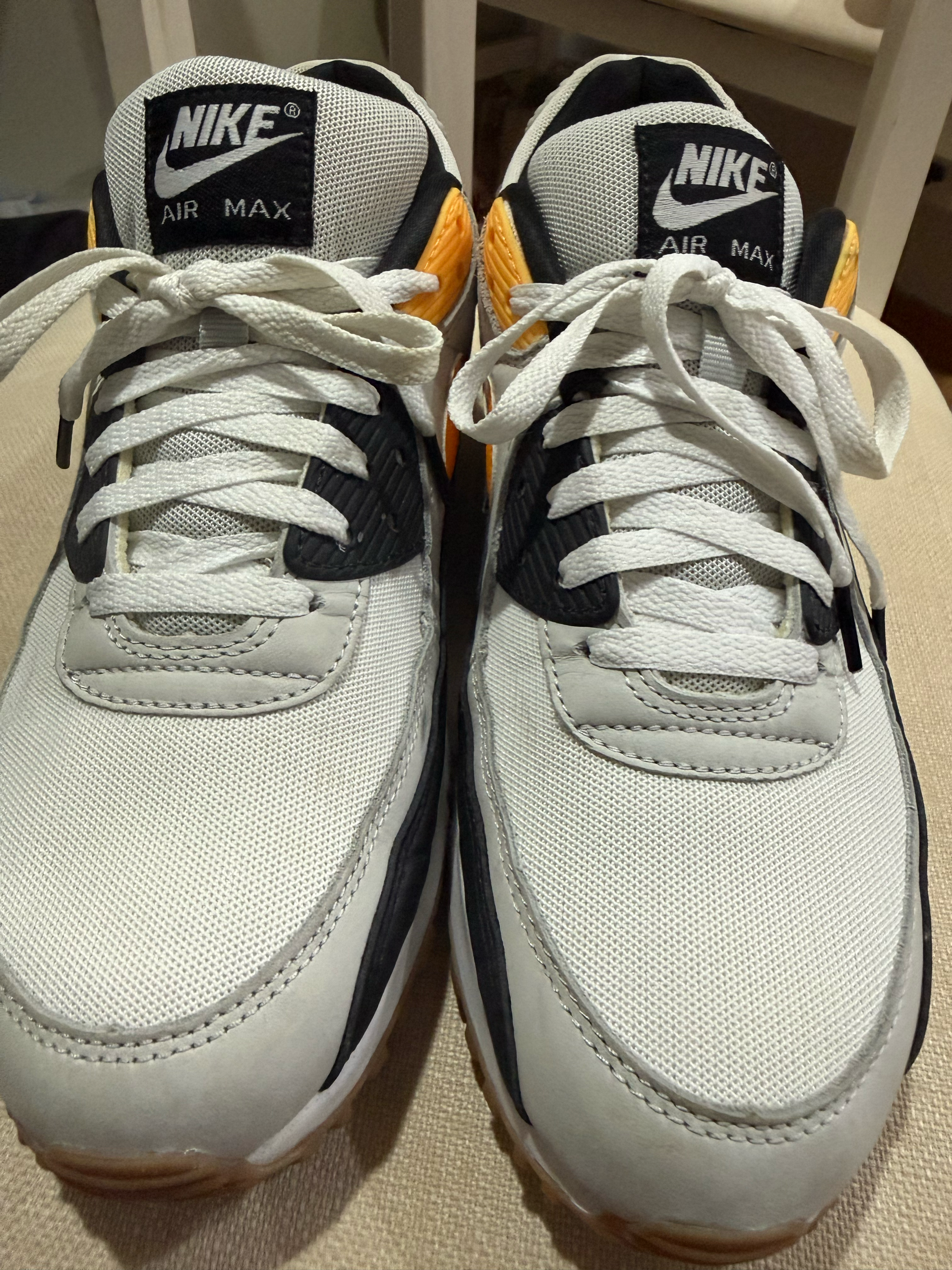 Nike Air Max 90 "White/Photon Dust/Black/Laser Orange"