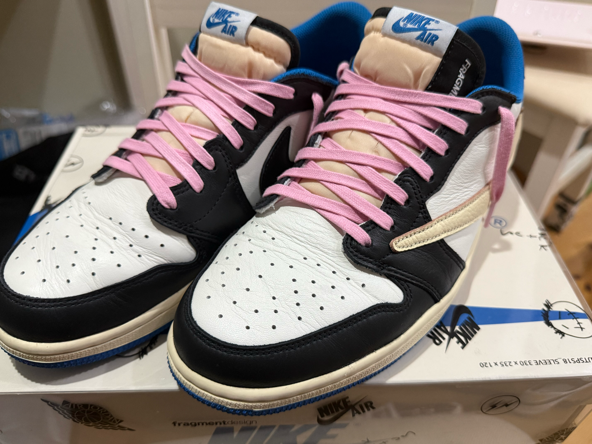 Travis Scott × fragment design × Nike Air Jordan 1 Low OG SP "Military Blue"