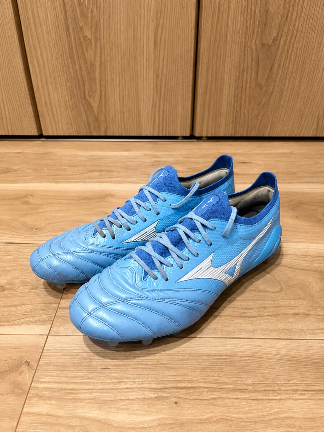 Mizuno Morelia Neo 4 β Japan "Unity Sky Blue/White"