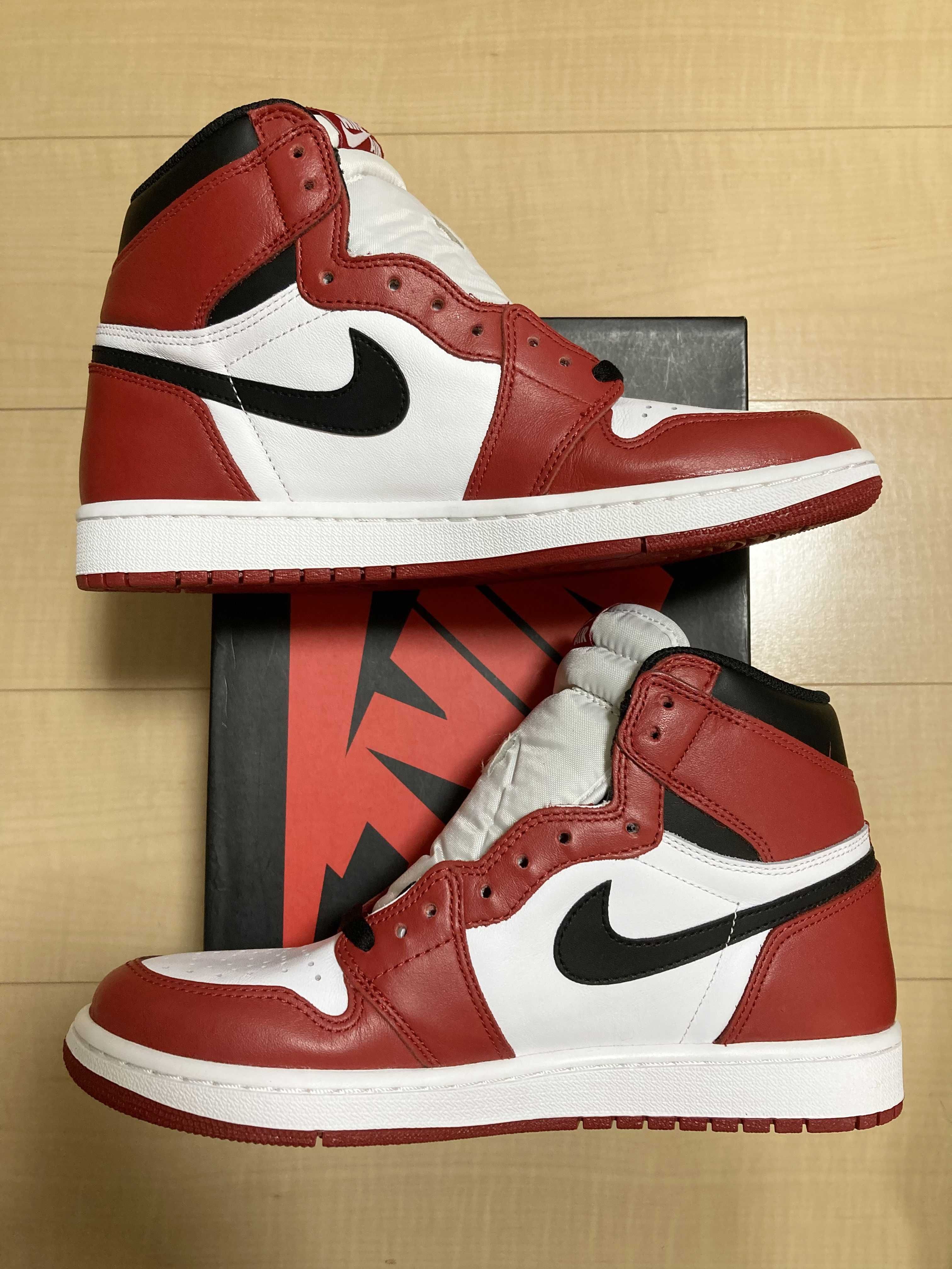 Nike Air Jordan 1 Retro High "Chicago" (2015)