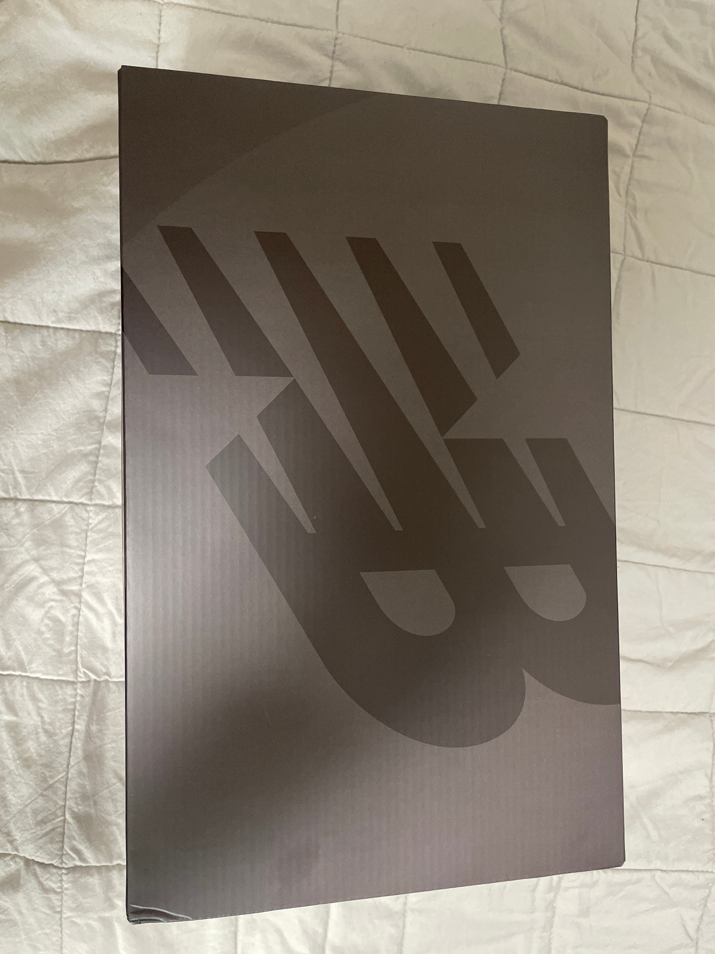 KITH × New Balance 860V2 "Espresso"