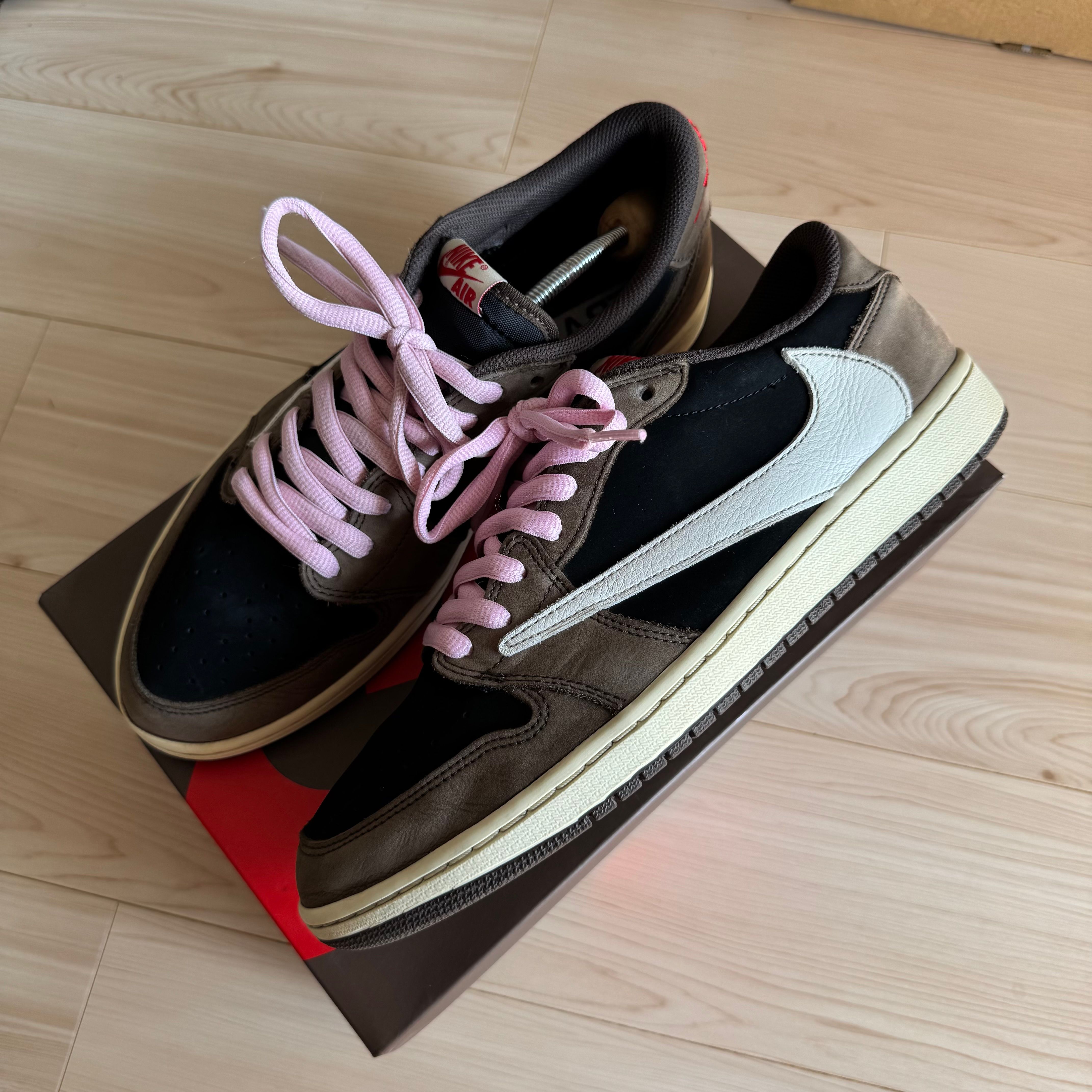Travis Scott × Nike Air Jordan 1 Low OG SP-T  "Black/Dark Mocha"