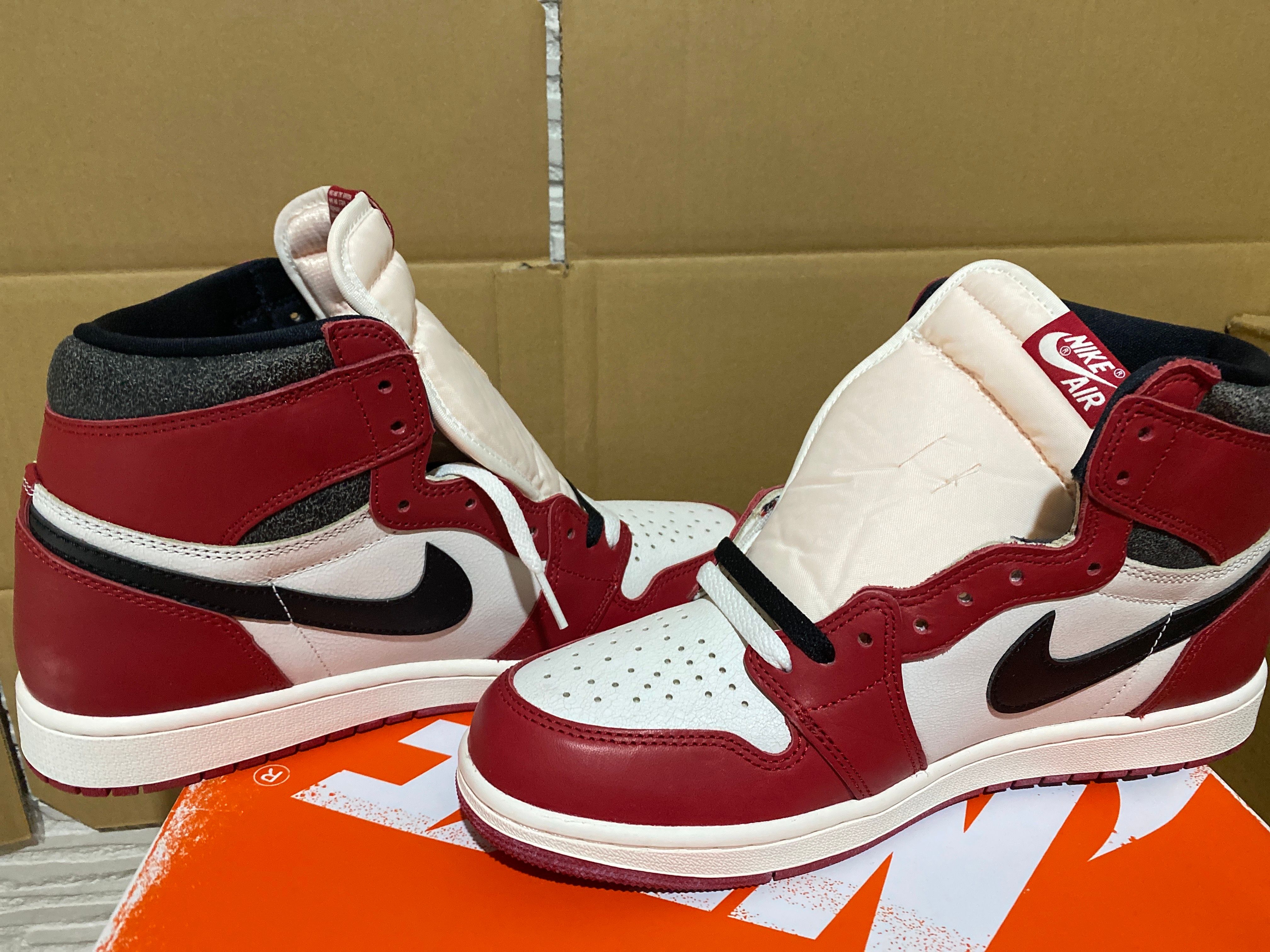 Nike Air Jordan 1 High OG "Lost & Found/Chicago"