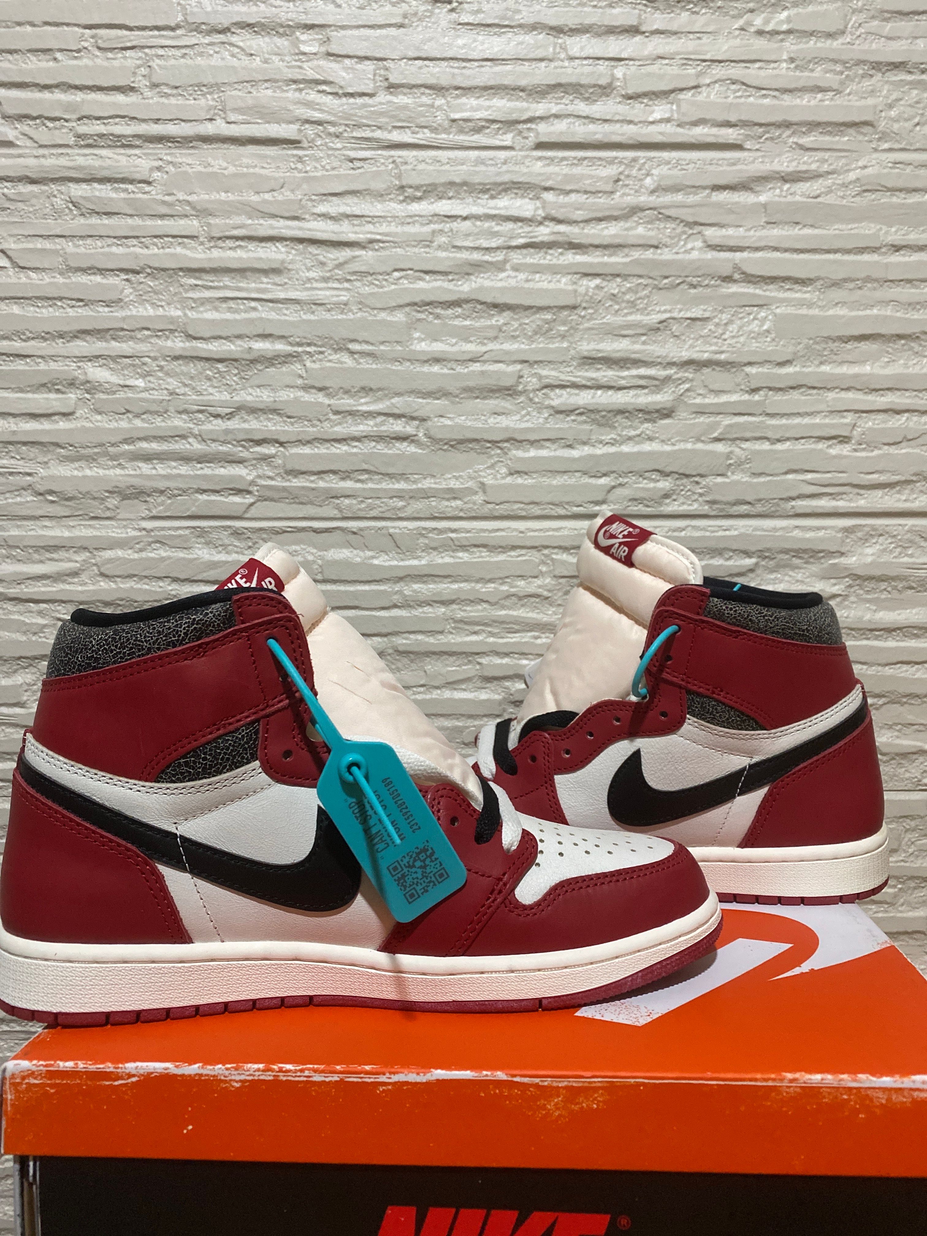 Nike Air Jordan 1 High OG "Lost & Found/Chicago"