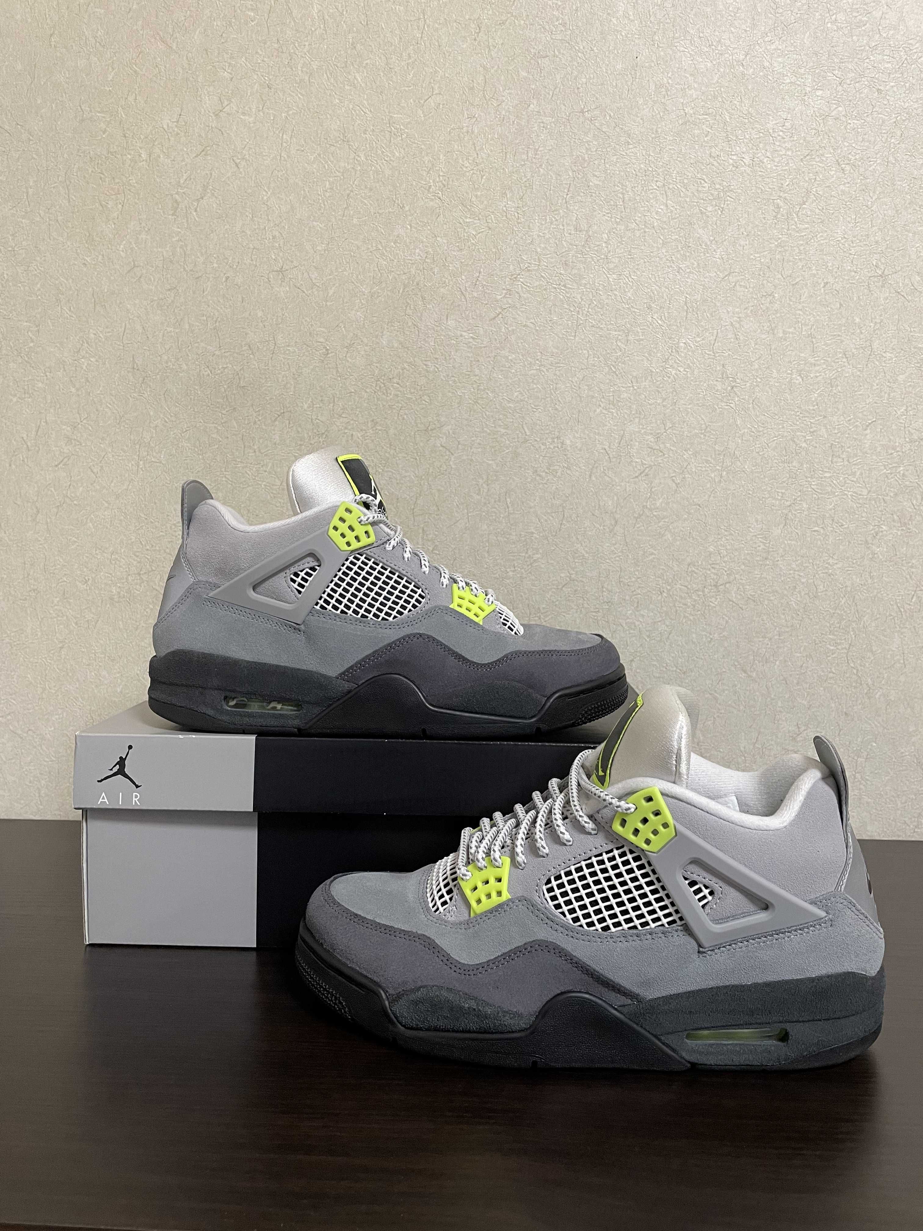 NIKE AIR JORDAN 4 RETRO LE "NEON"