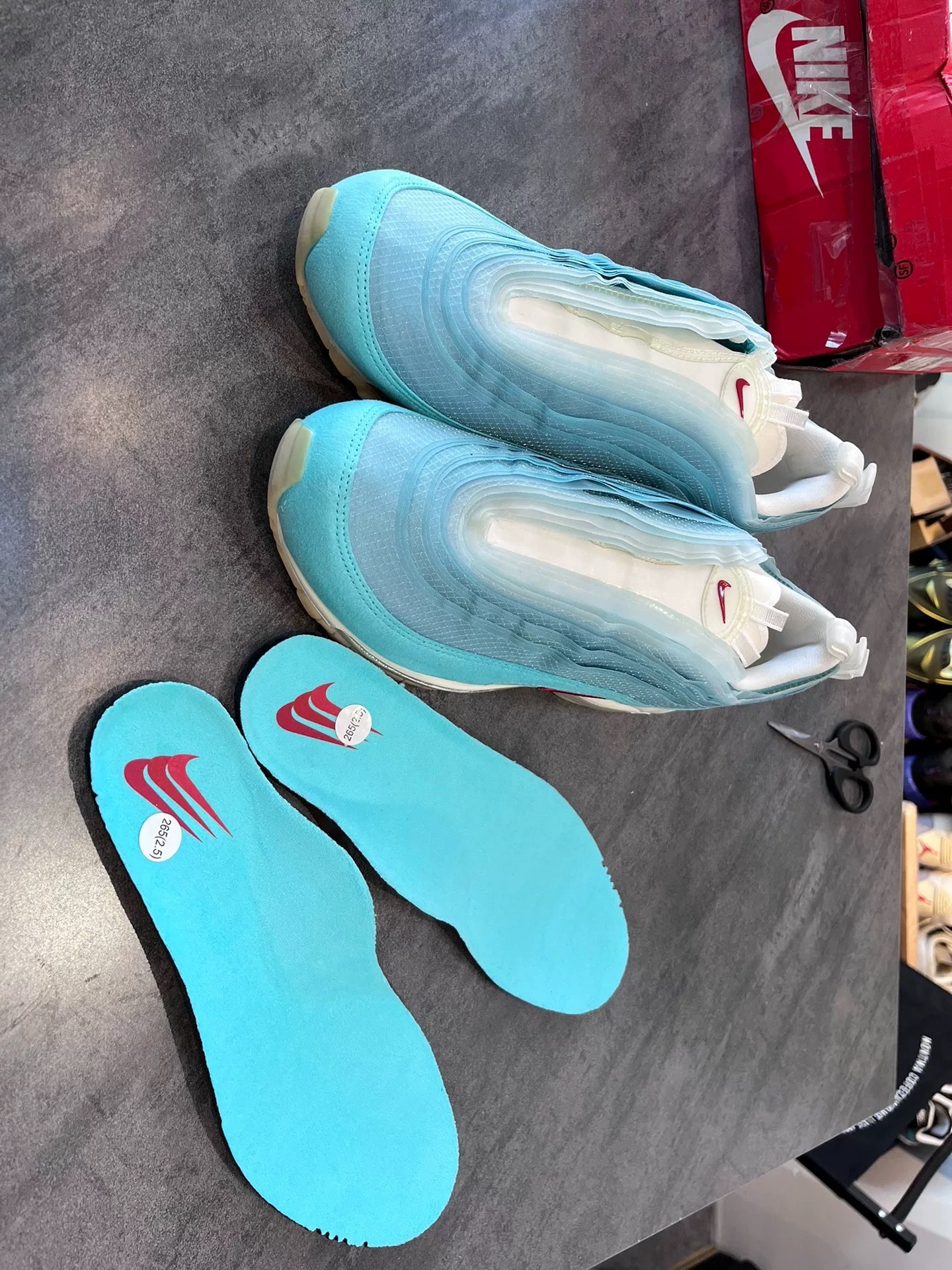 ナイキ エアマックス オンエア "上海"