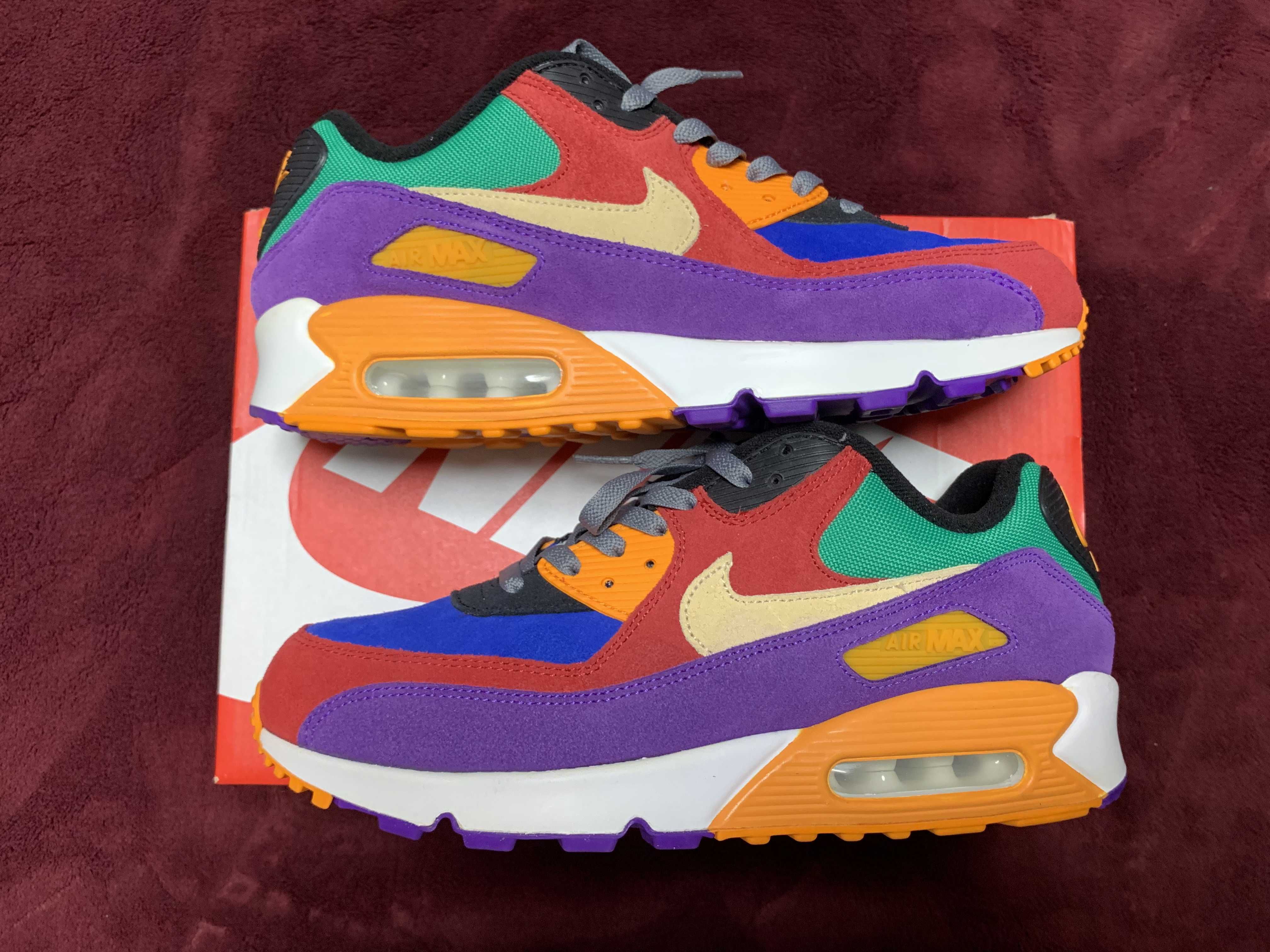 NIKE AIR MAX 90 "VIOTECH UNIVERSITYRED/PALE VANILLA/HYPER GRAPE"