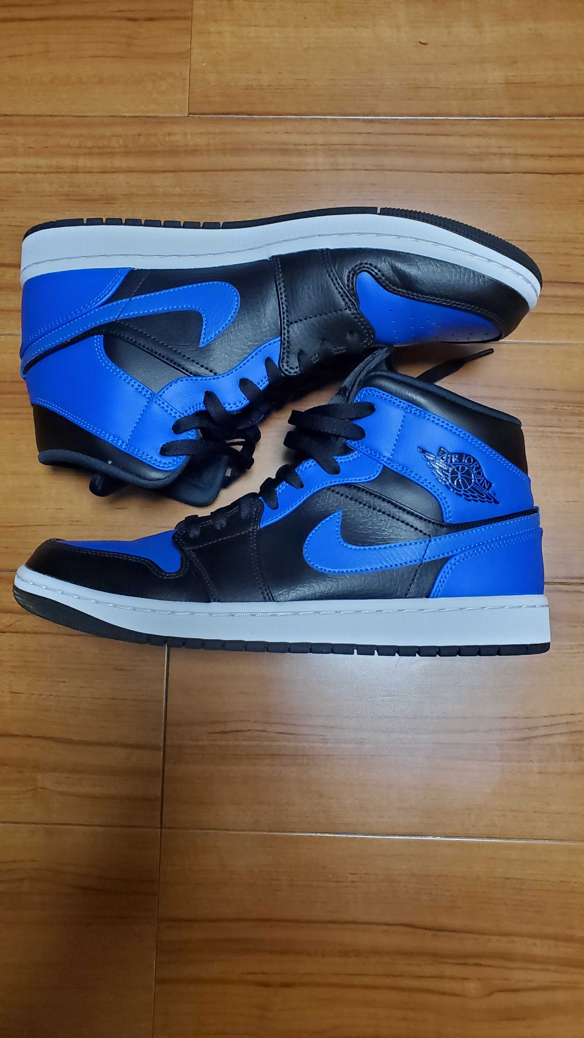 Nike Air Jordan 1 Mid "Hyper Royal"
