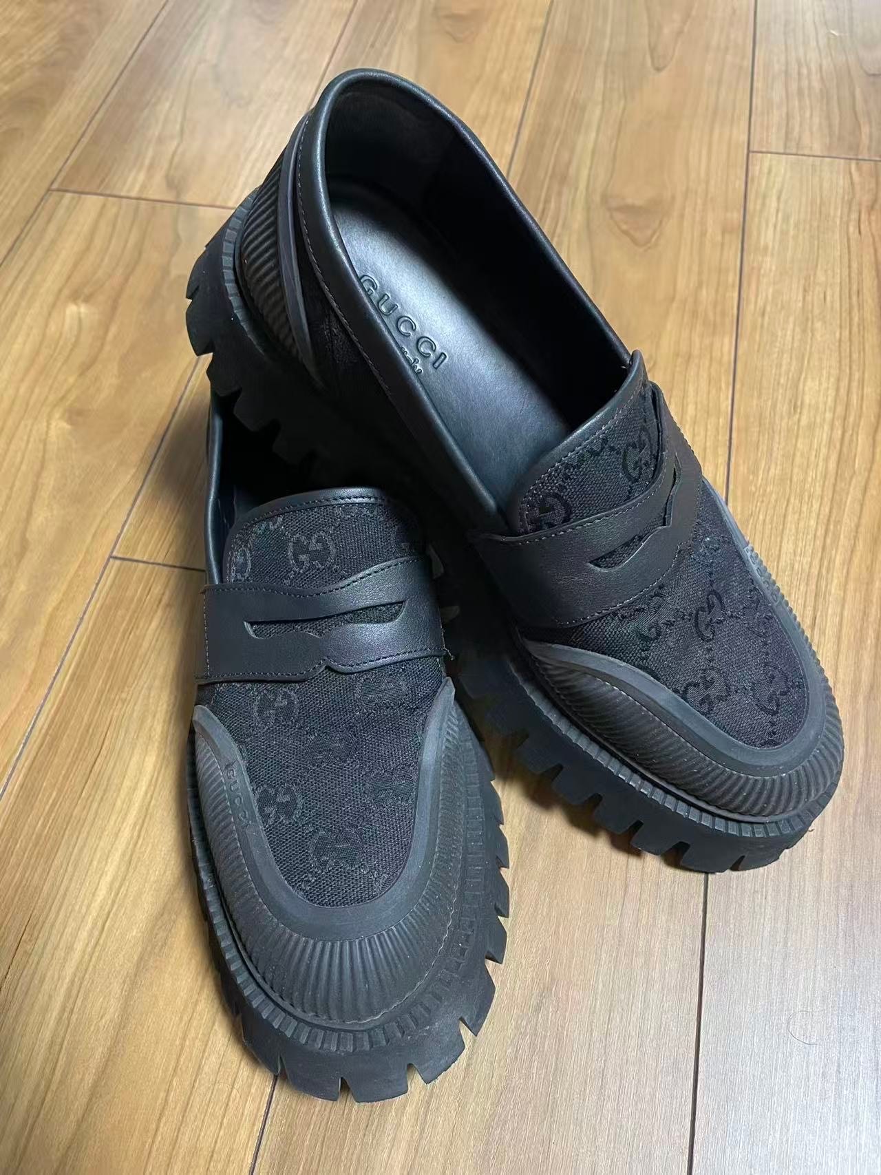 GUCCI Morsetto Loafers "Black"