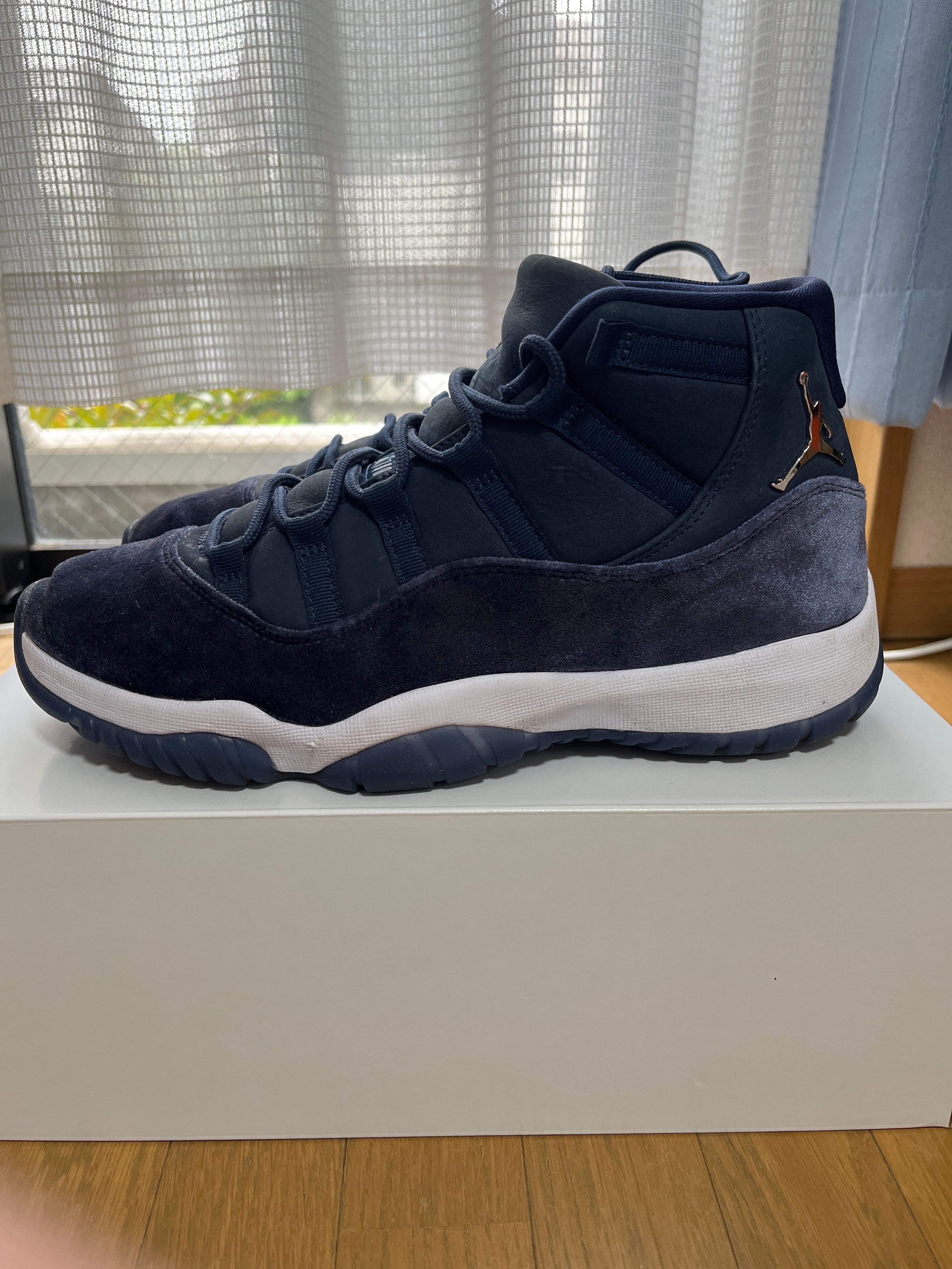 Nike Women's Air Jordan 11 "Midnight Navy"