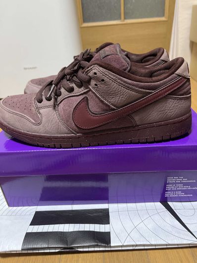 Nike SB Dunk Low PRM City of Love "Burgundy"