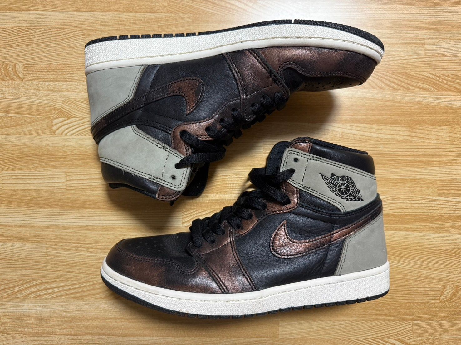 Nike Air Jordan 1 High OG "Rust Shadow"