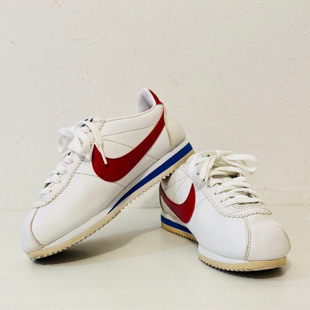 Nike Women's Classic Cortez "White/Varsity Red"