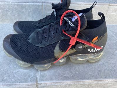 Off-White × Nike Air Vapormax "Black/Total Orange/Clear"