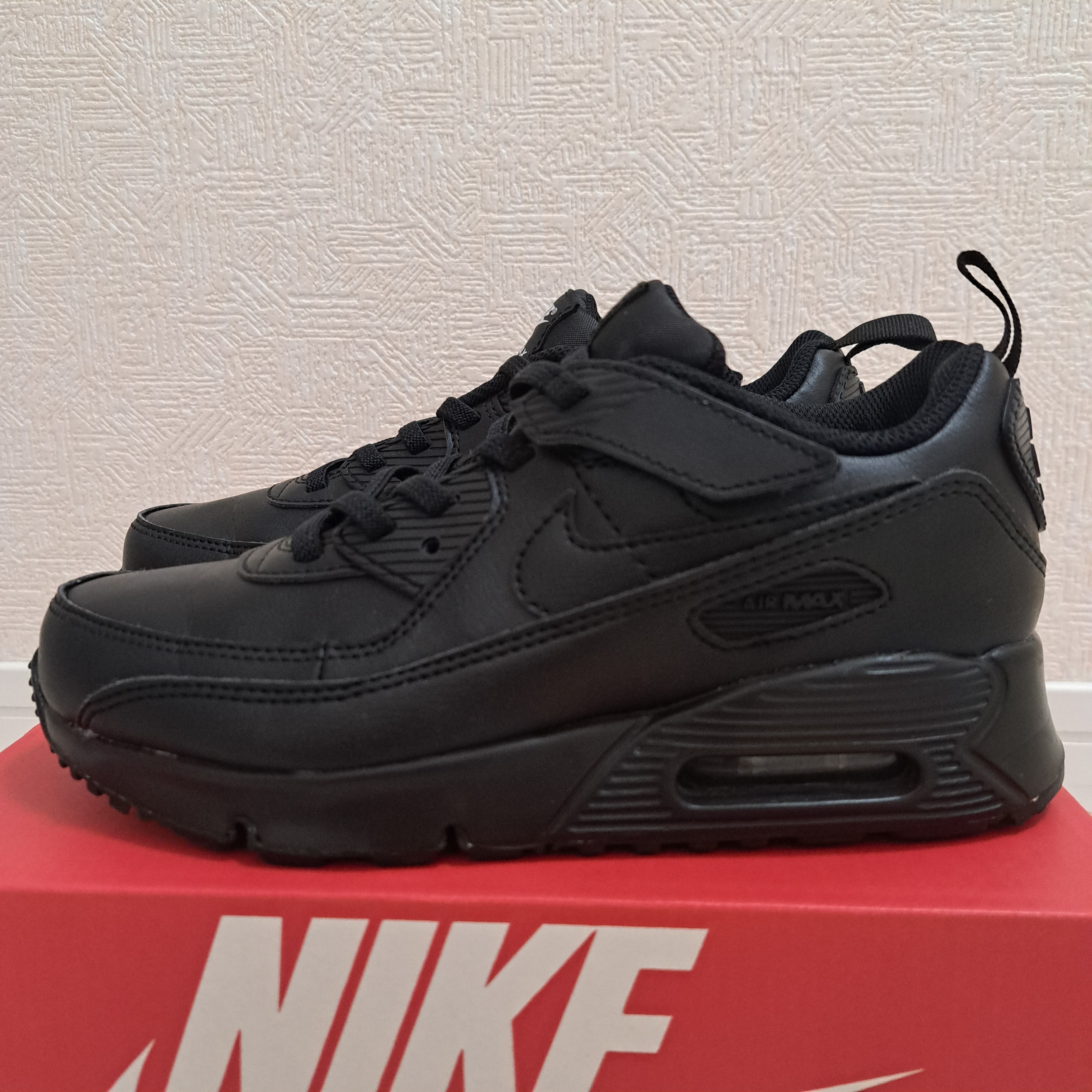 Nike PS Air Max 90 EasyOn "Triple Black/White"