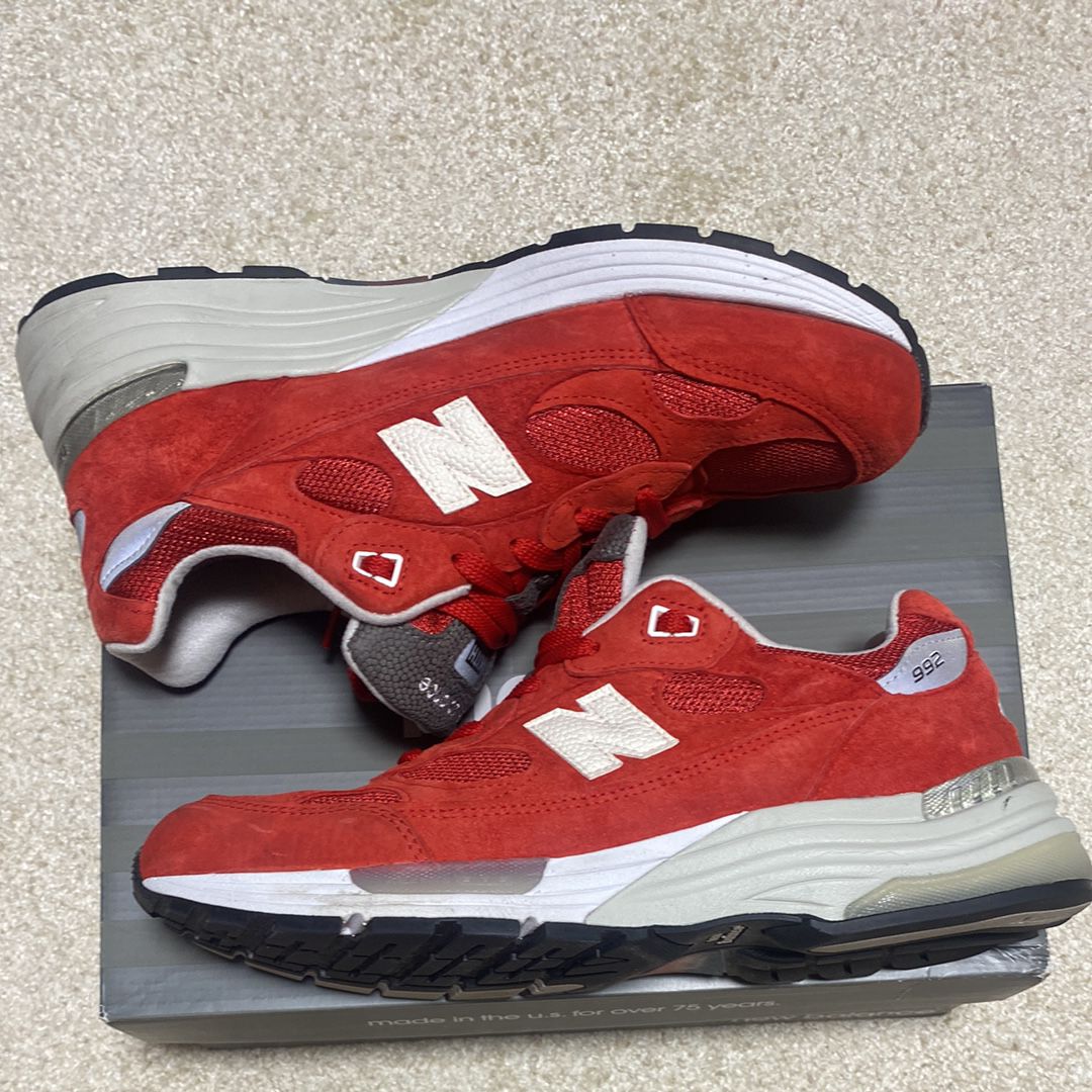 KITH × New Balance 992 Kithmas "Red"