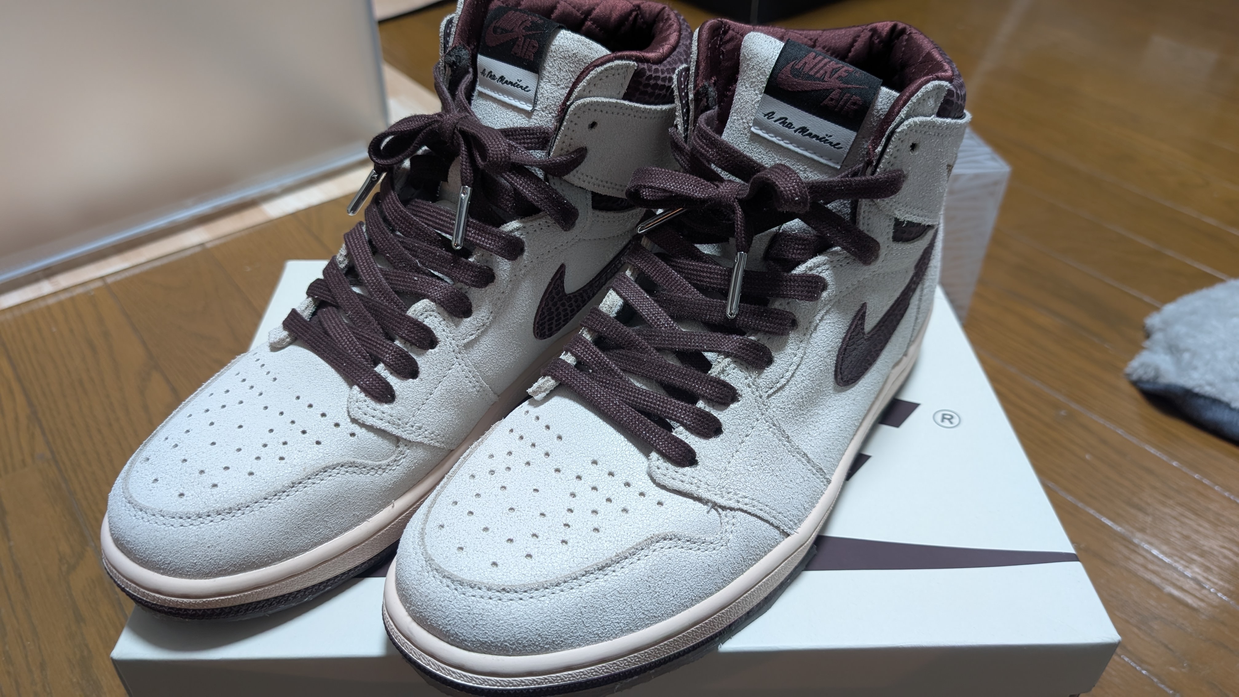 A Ma Maniere × Nike Air Jordan 1 Retro High OG "Sail and Burgundy"
