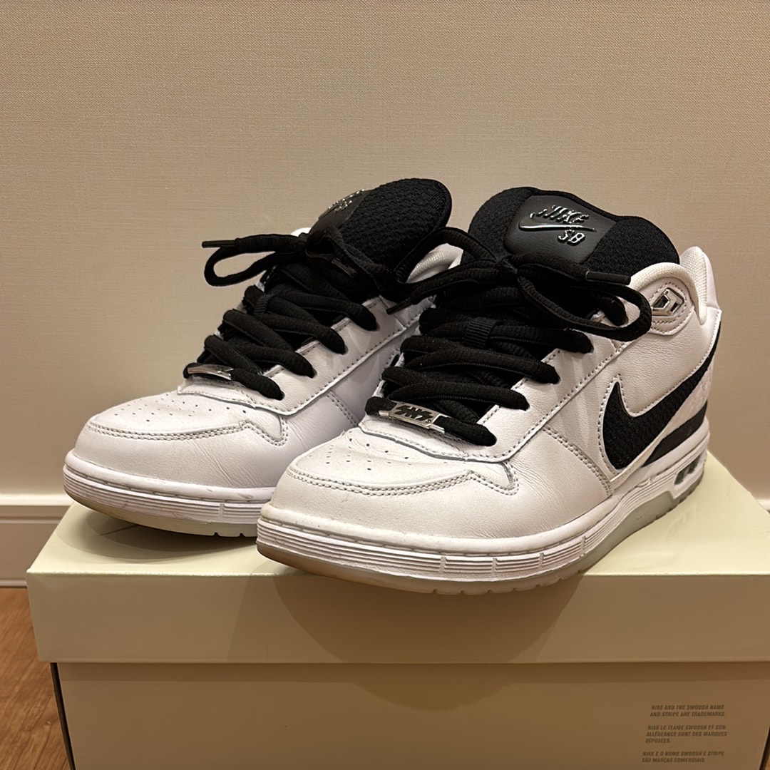 ナイキ SB ピーロッド1 レトロ "ホワイト アンド ブラック"