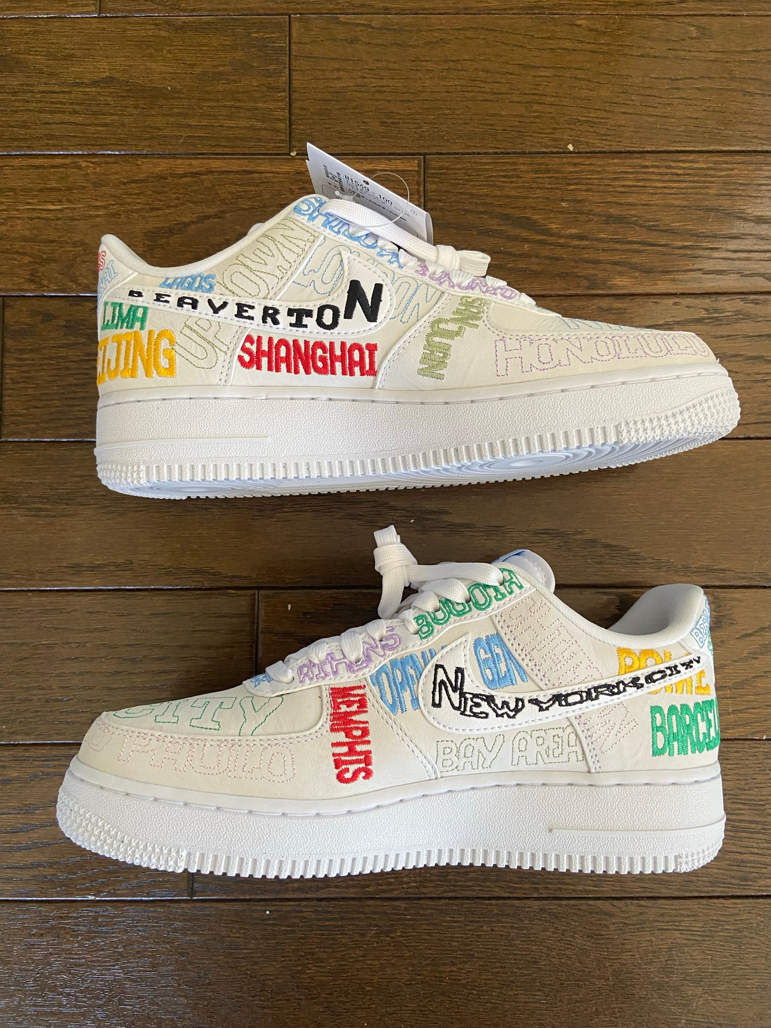 Nike Air Force 1 Low "On Tour/White"