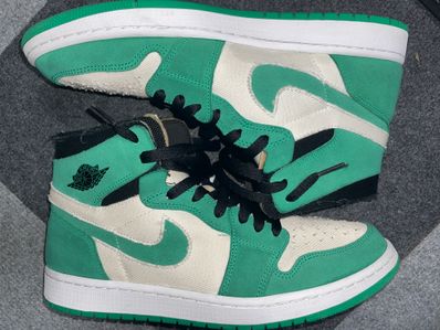 Nike Air Jordan 1 High Zoom Air Comfort "Lucky Bull"