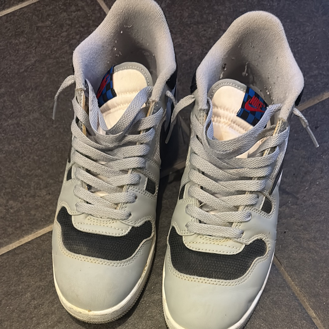 トラヴィススコット カクタスジャック × ナイキ アタック (マックアタック) "ライトスモークグレー"