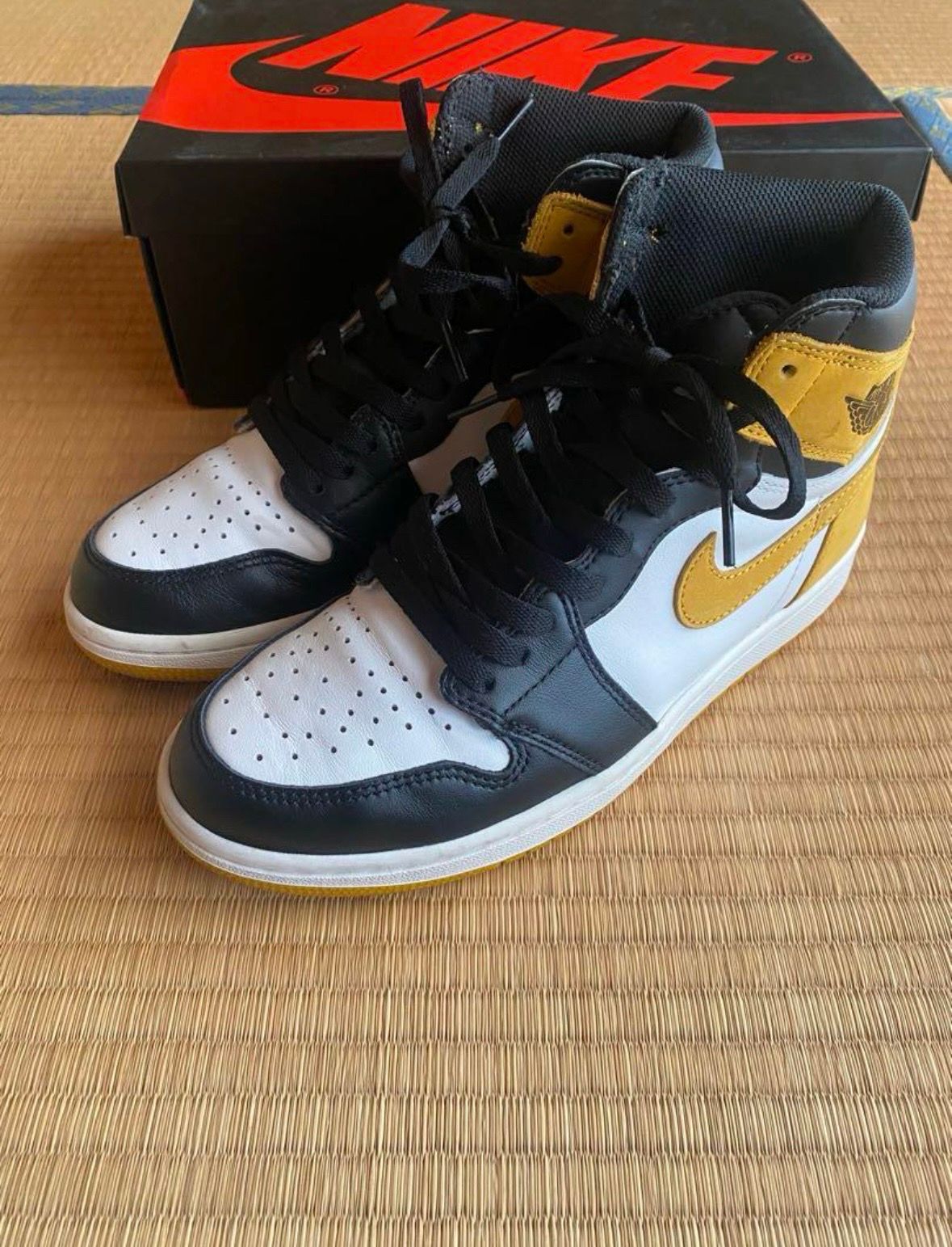 Nike Air Jordan 1 Retro High OG "Black Toe/Yellow Ochre"