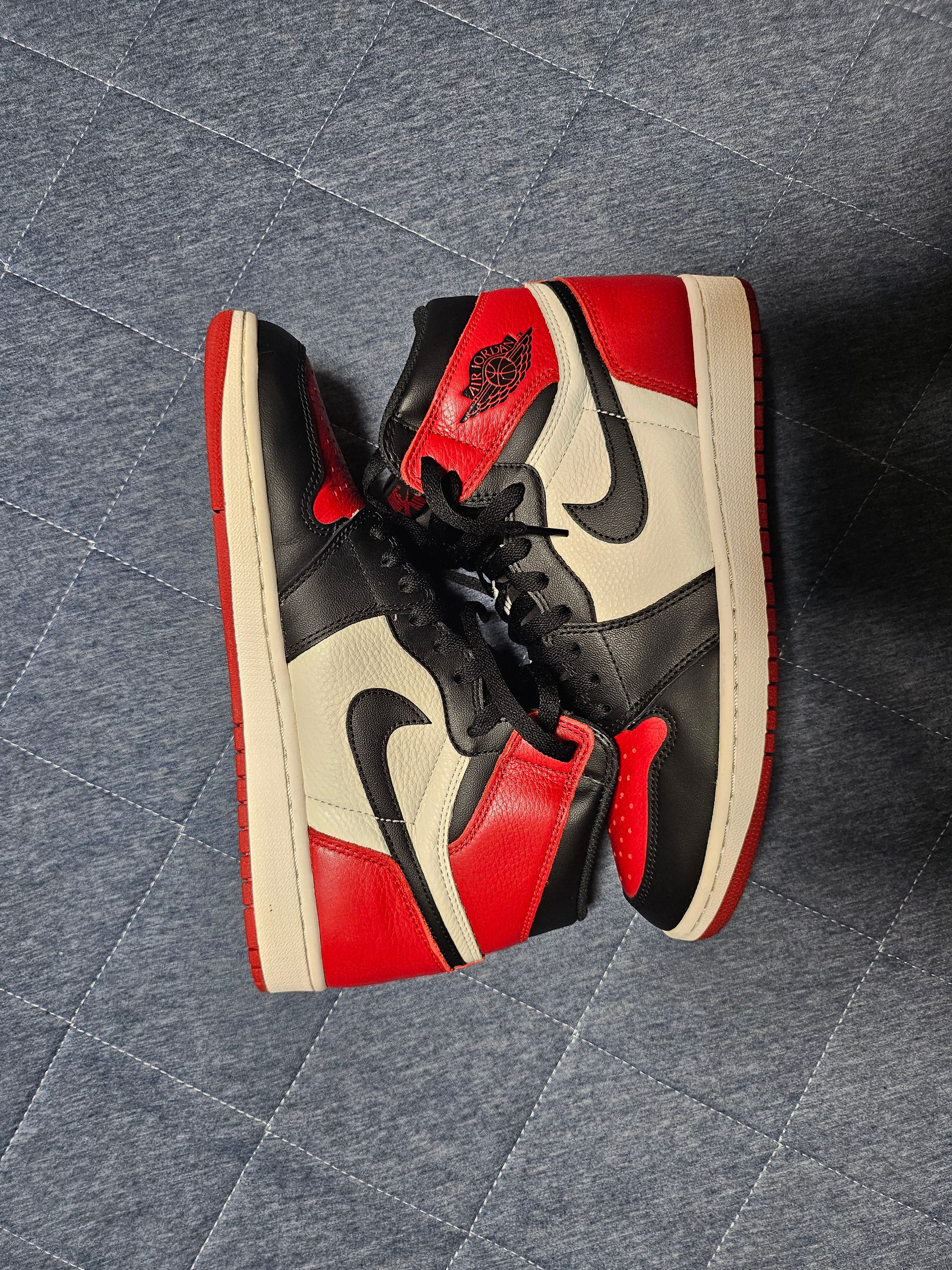 Nike Air Jordan 1 Retro High OG "Bred Toe"