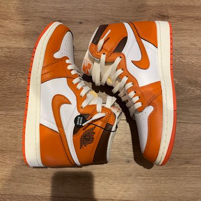 Nike Women's Air Jordan 1 High OG "Starfish"