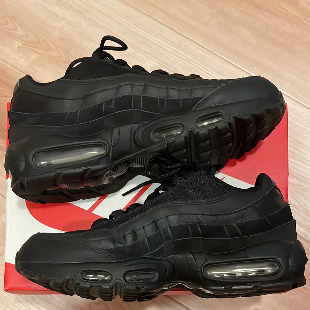 Nike Air Max 95 Essential "Black/Dark Grey/Black"