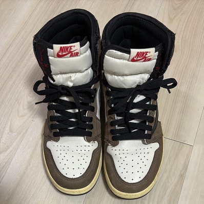 Travis Scott × Nike Air Jordan 1 Retro High OG TS SP "Sail/Dark Mocha"