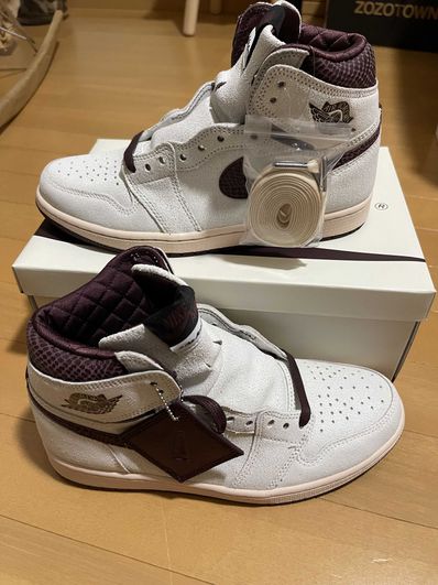 A Ma Maniere × Nike Air Jordan 1 Retro High OG "Sail and Burgundy"