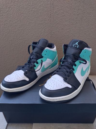 NIKE AIR JORDAN 1 MID "TROPICAL TWIST"