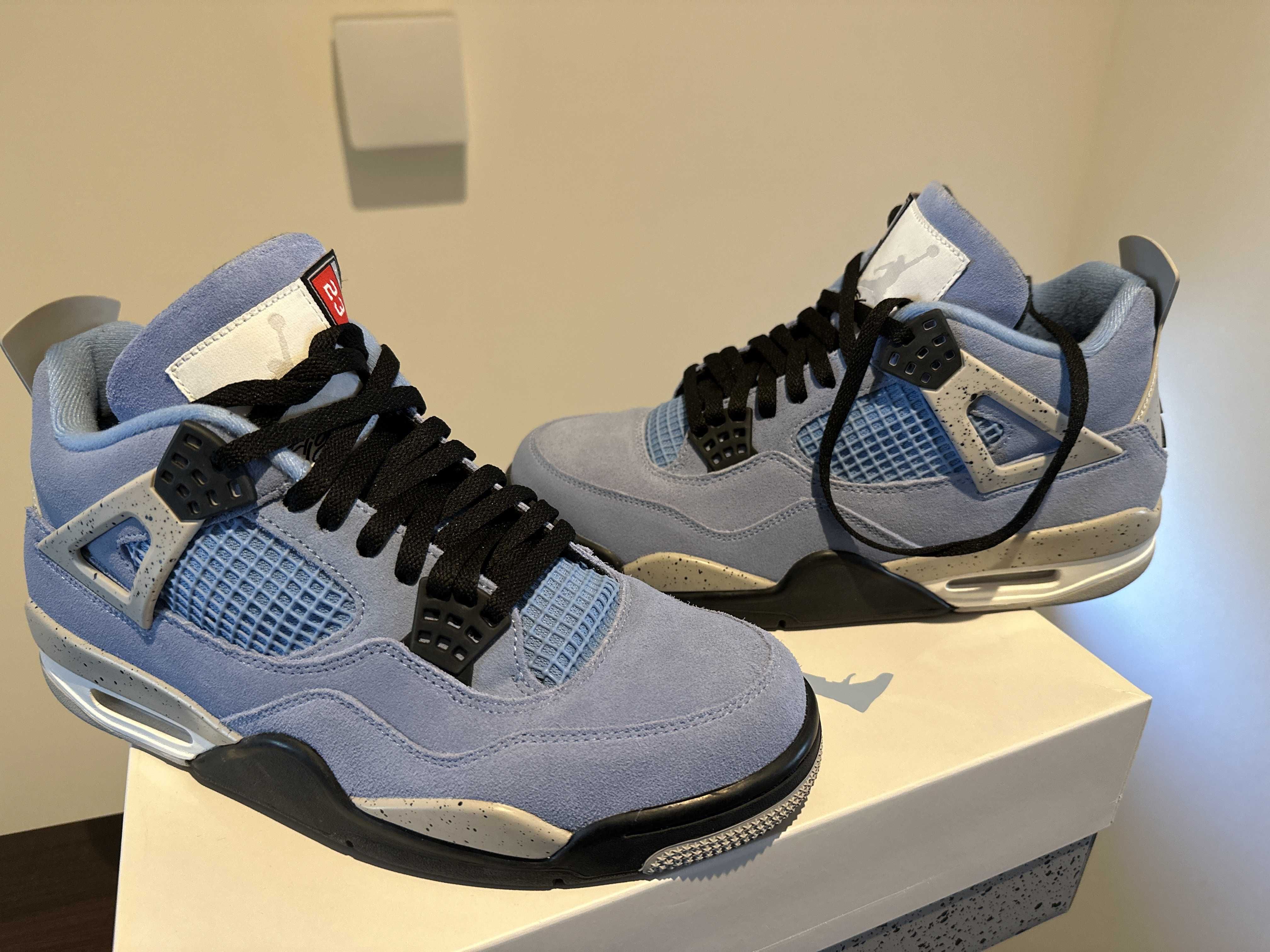 Nike Air Jordan 4 "University Blue"