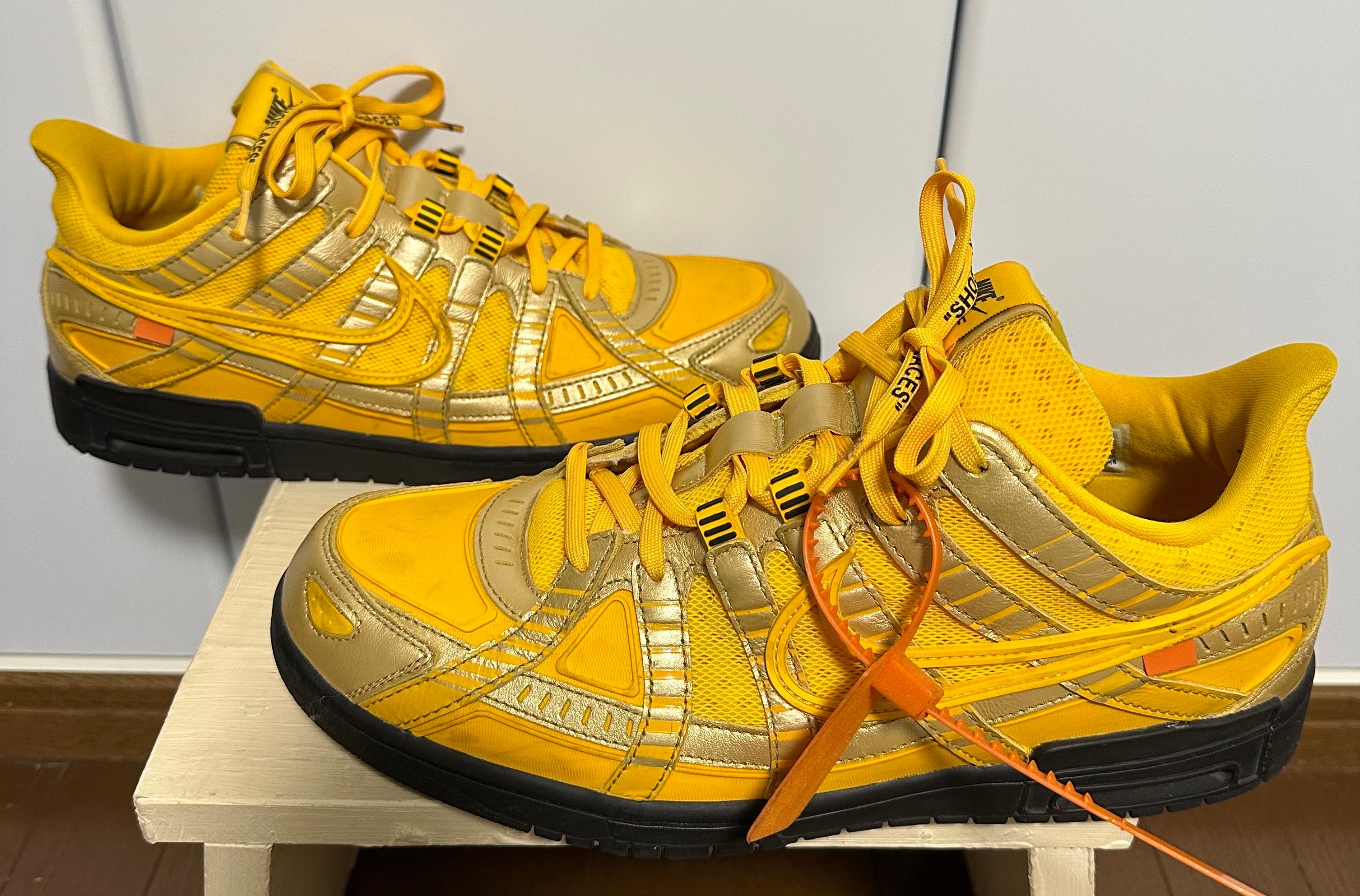 Off-White × Nike Air Rubber Dunk "University Gold"