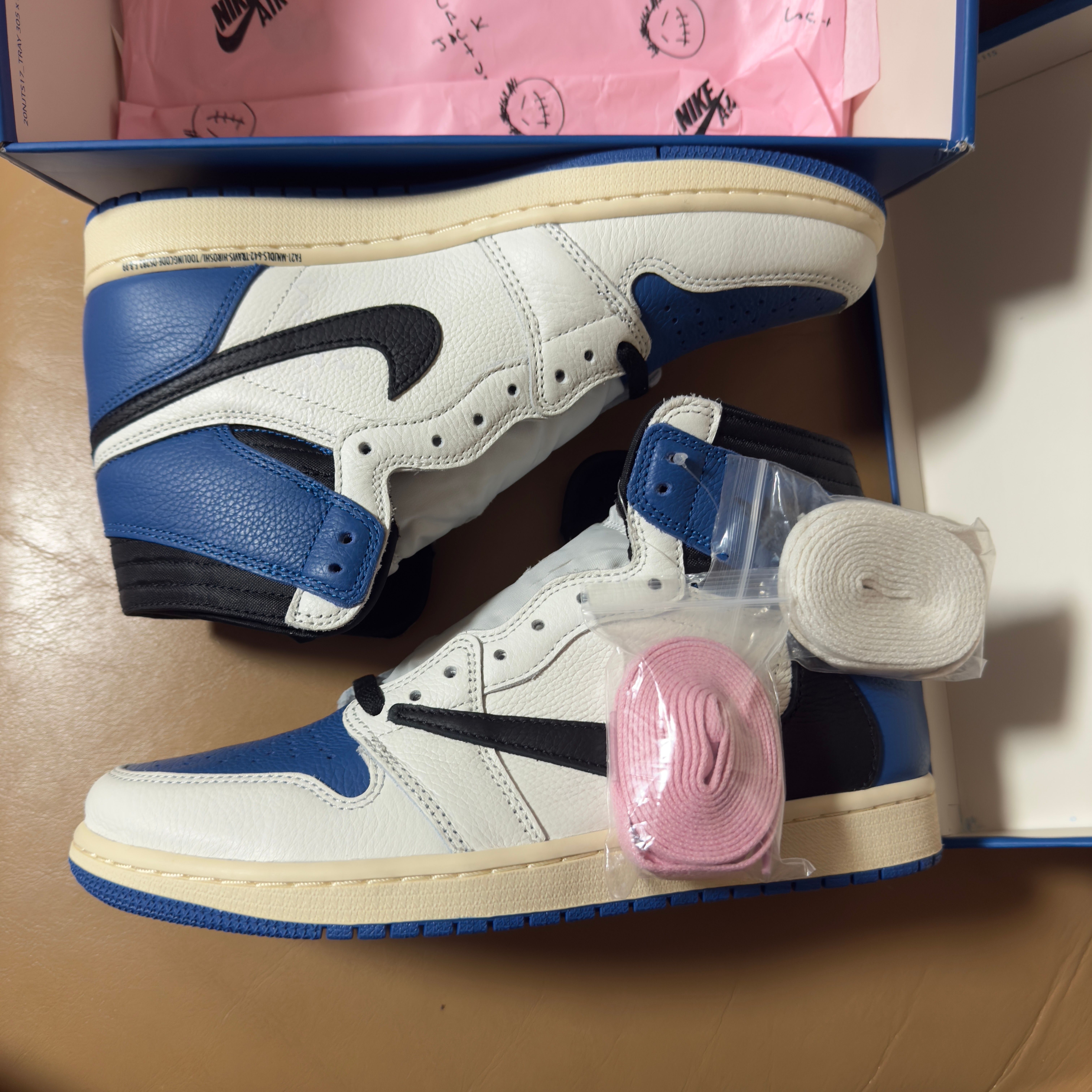 Travis Scott × fragment design × Nike Air Jordan 1 Retro High OG SP "Military Blue"