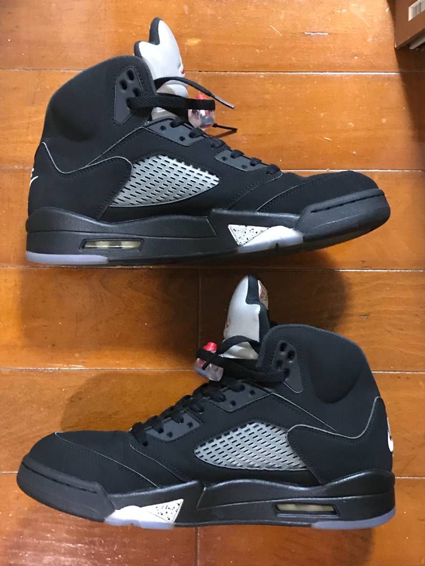 Nike Air Jordan 5 Retro OG "Black/Fire Red/Metallic Silver/White" (2016)