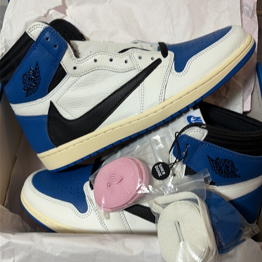 Travis Scott × fragment design × Nike Air Jordan 1 Retro High OG SP "Military Blue"