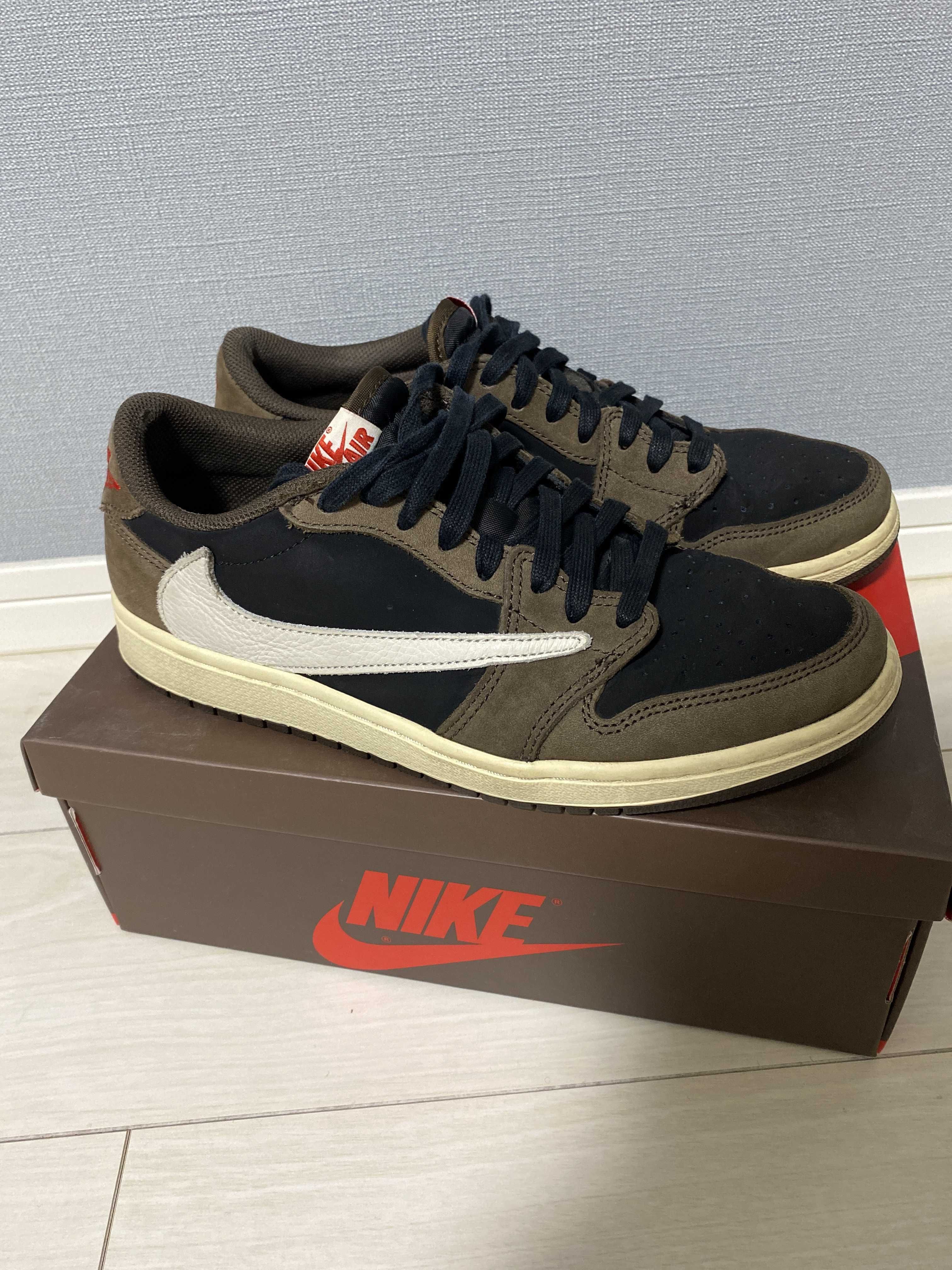 Travis Scott × Nike Air Jordan 1 Low OG SP-T "Black/Dark Mocha"