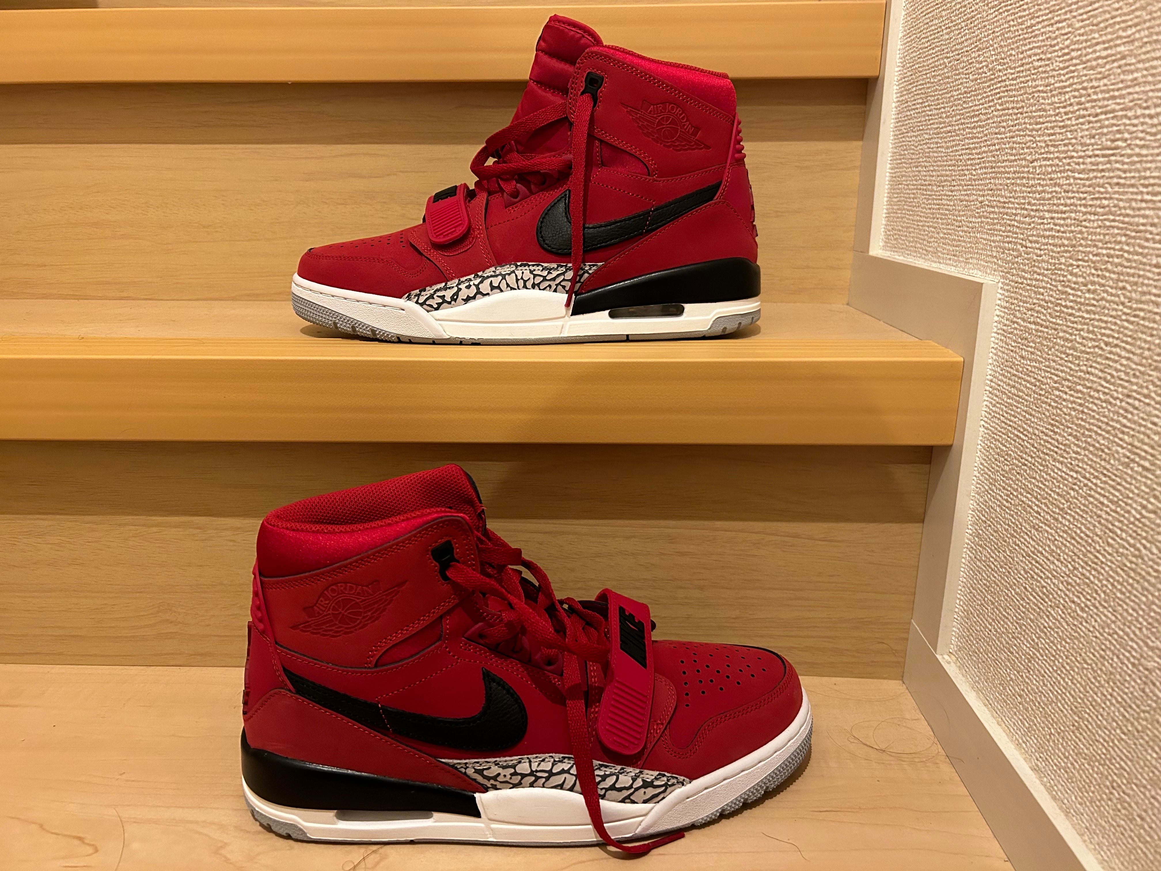 NIKE JORDAN LEGACY 312 "VARSITY RED"