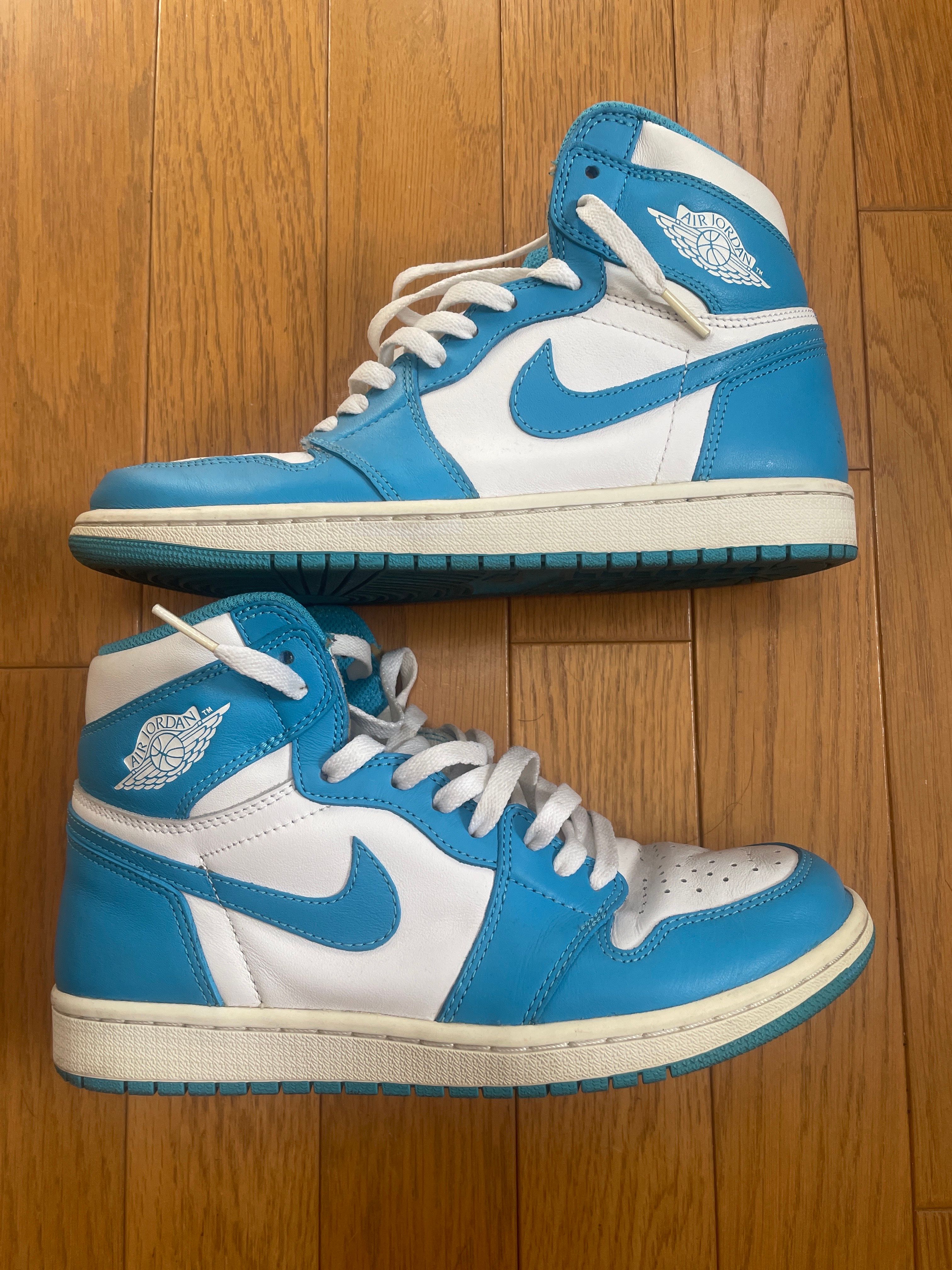 Nike Air Jordan 1 Retro High "UNC"