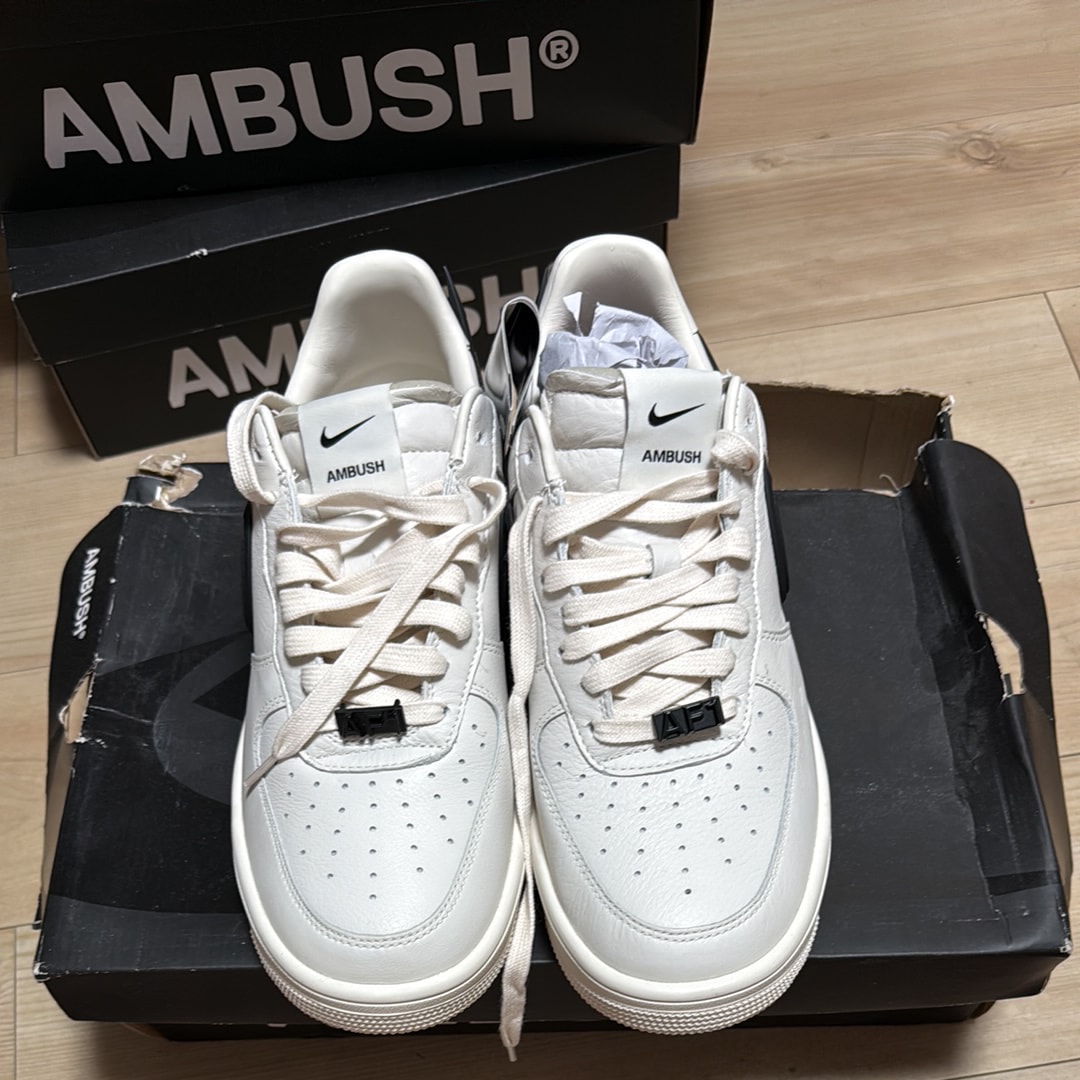 アンブッシュ × ナイキ エアフォース1 ロー 