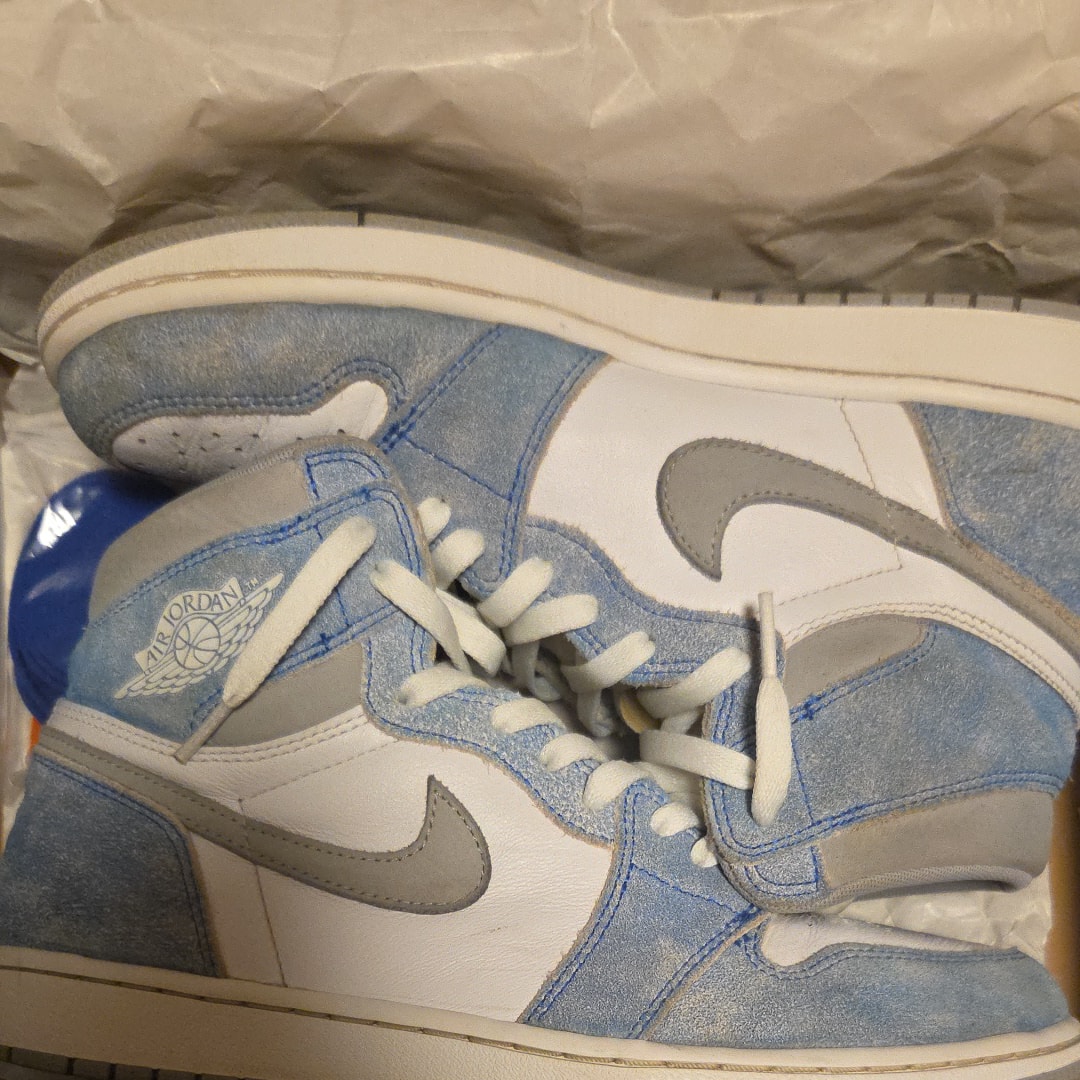Nike Air Jordan 1 High OG "Hyper Royal"