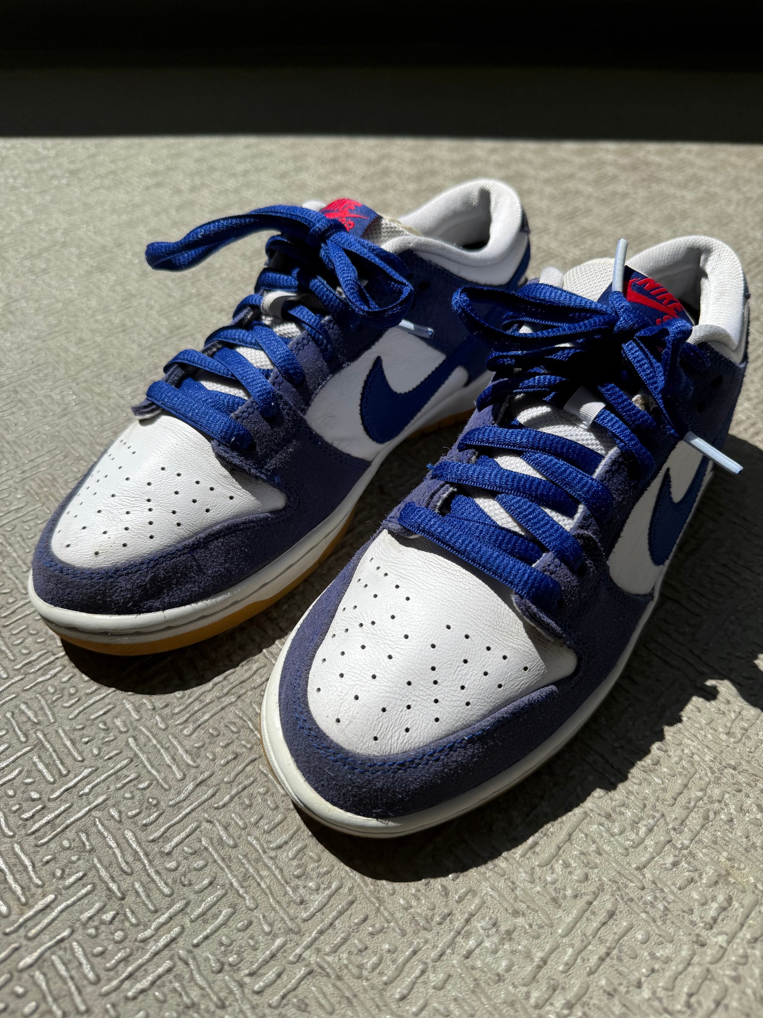 Nike SB Dunk Low "Los Angeles Dodgers/Deep Royal Blue"